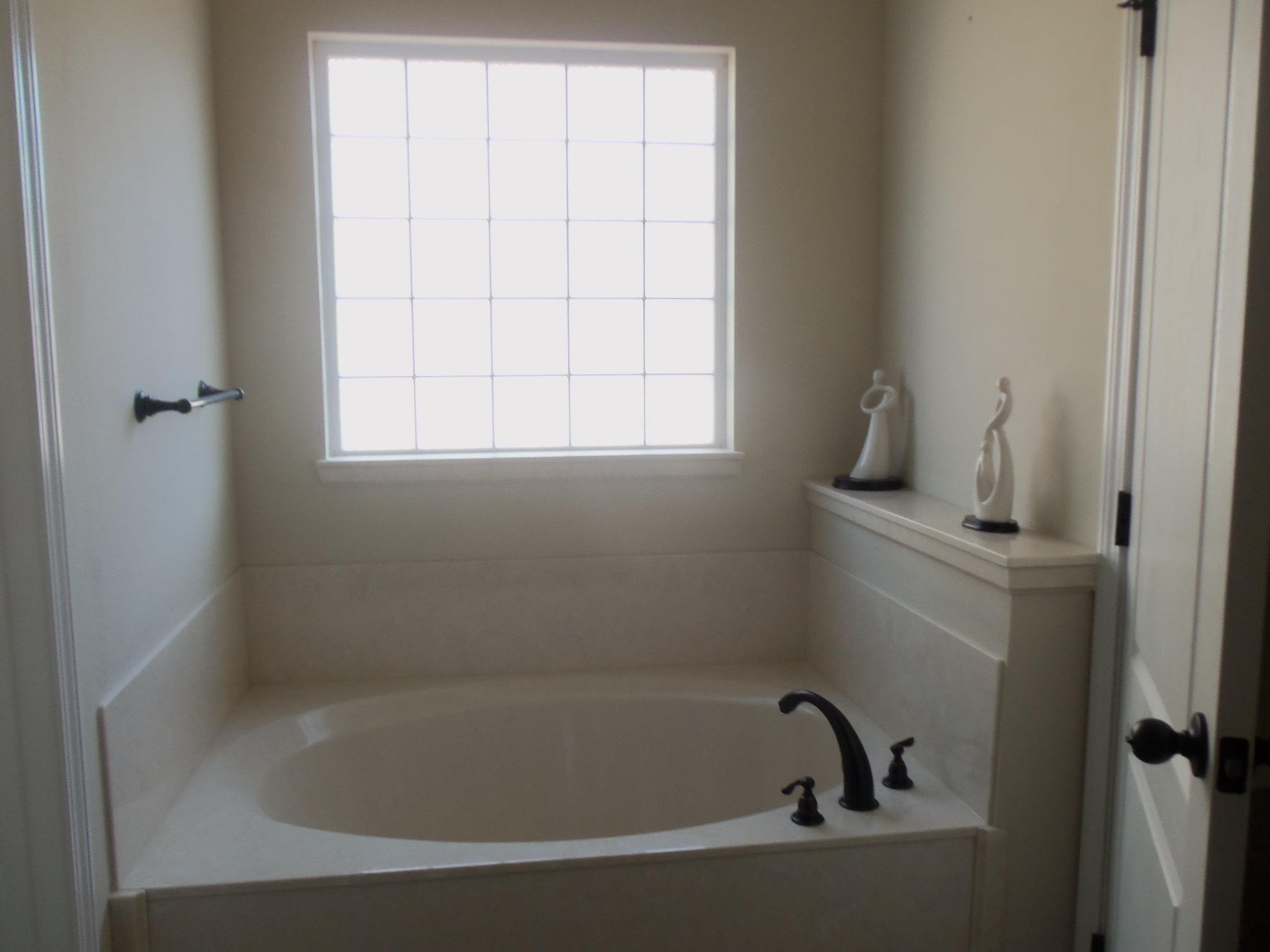 NEWPORT S/D - Residential Lease