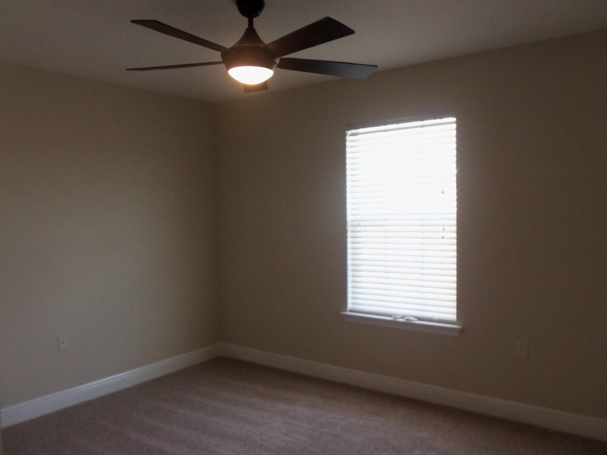 NEWPORT S/D - Residential Lease