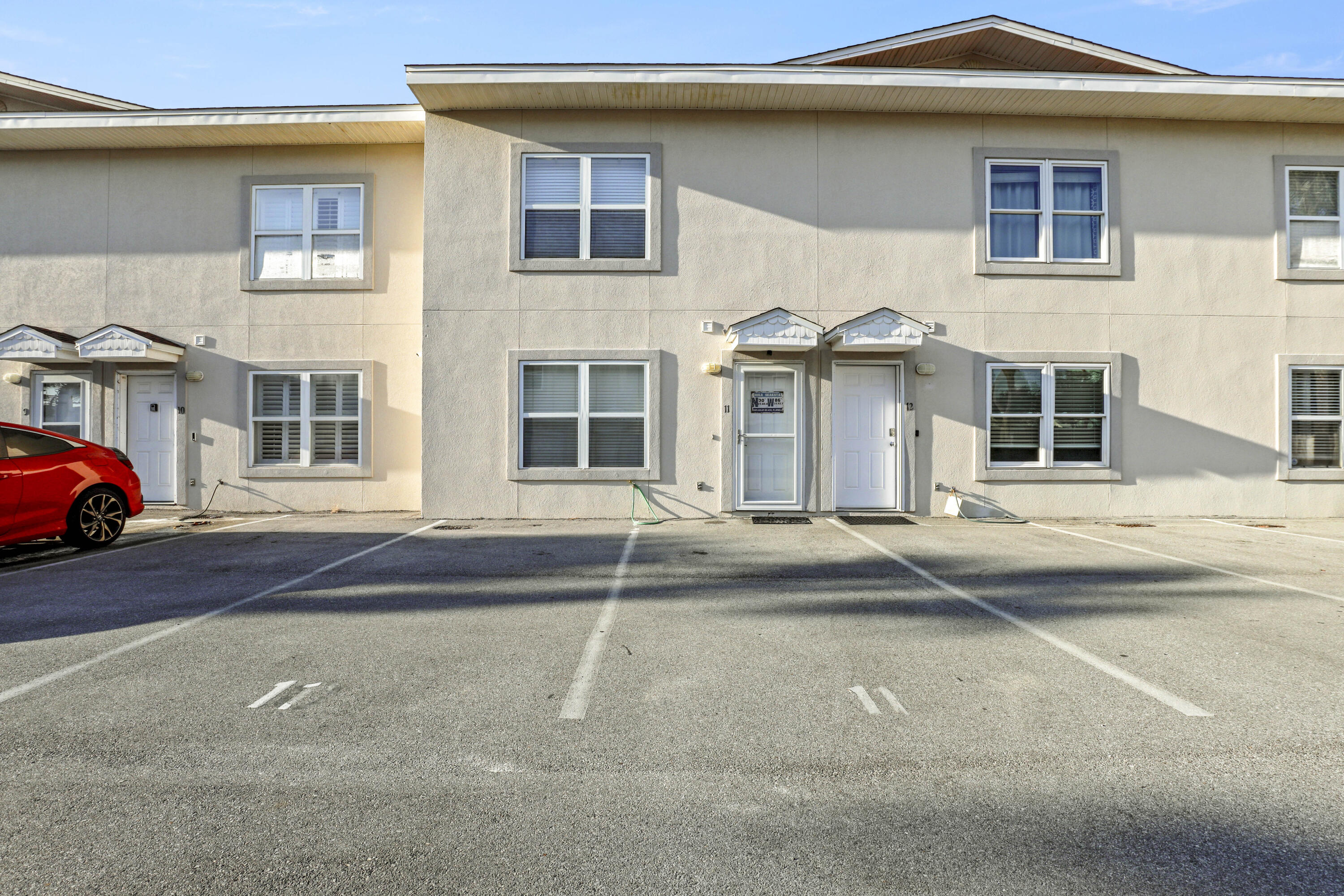 Royal Seaesta Phase II - Residential Lease