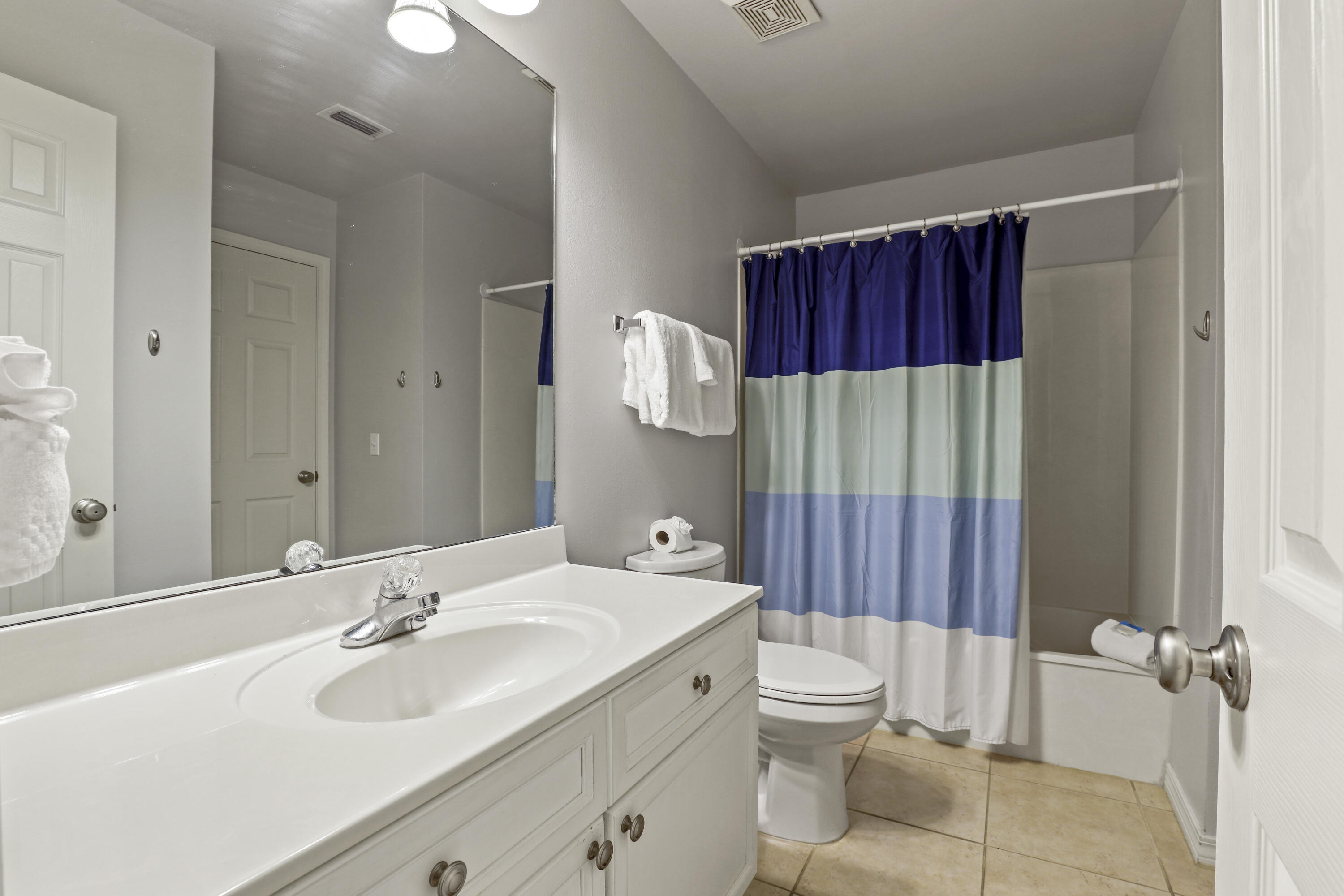 Royal Seaesta Phase II - Residential Lease