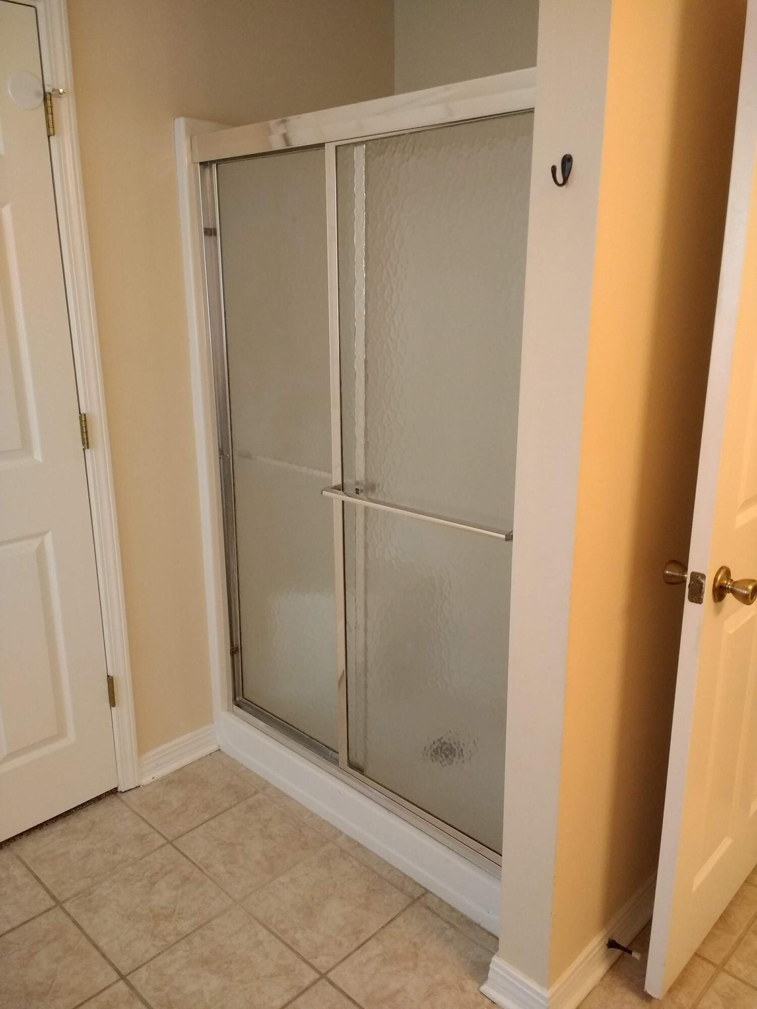 WILDWOOD GABLES - Residential Lease