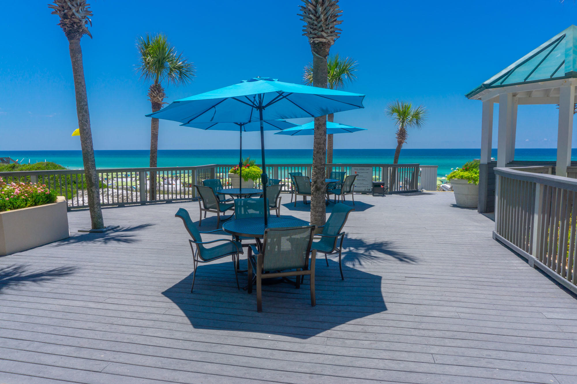 HIDDEN DUNES GRAND VILLAS - Residential