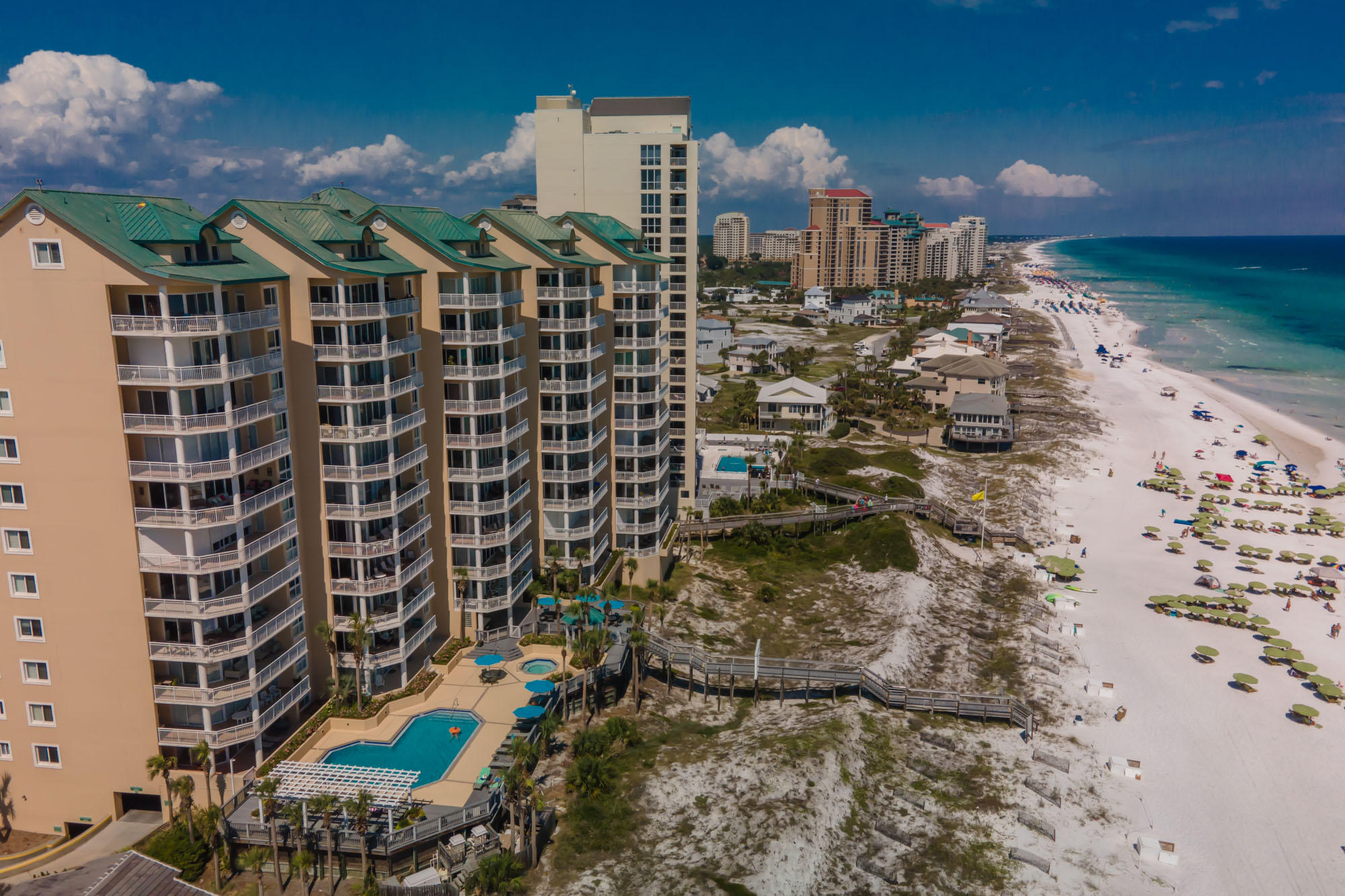 HIDDEN DUNES GRAND VILLAS - Residential
