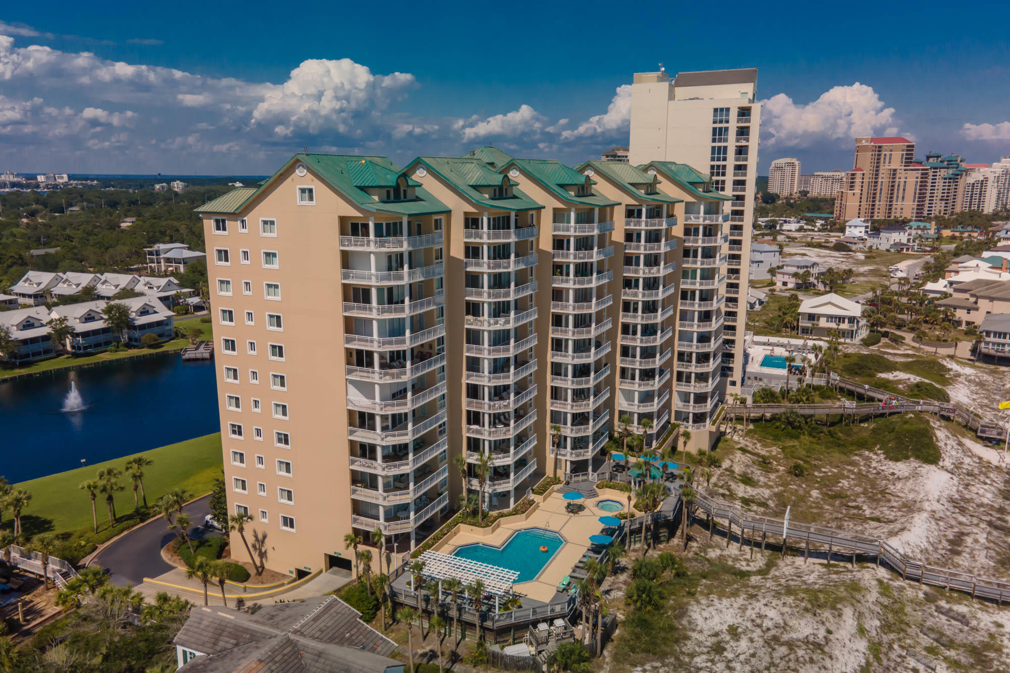 HIDDEN DUNES GRAND VILLAS - Residential