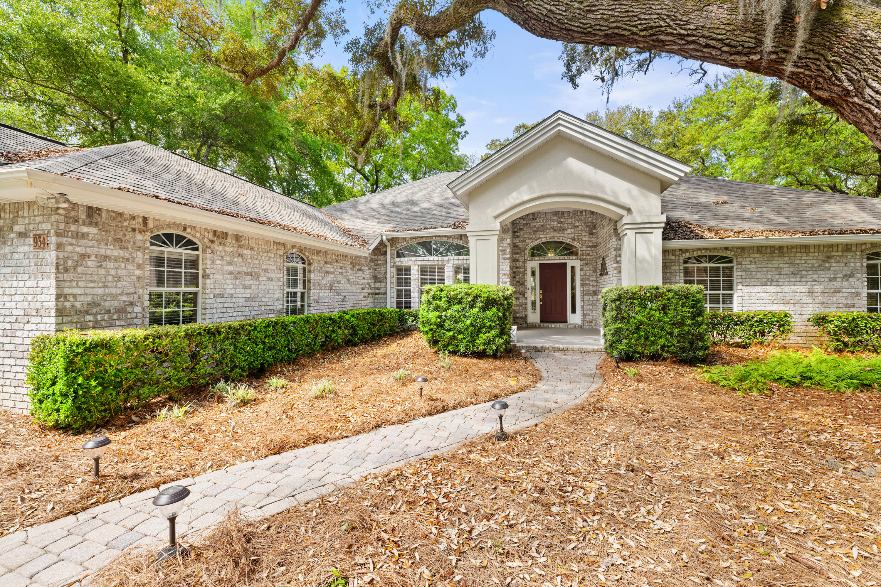 LAKE PIPPIN - Residential