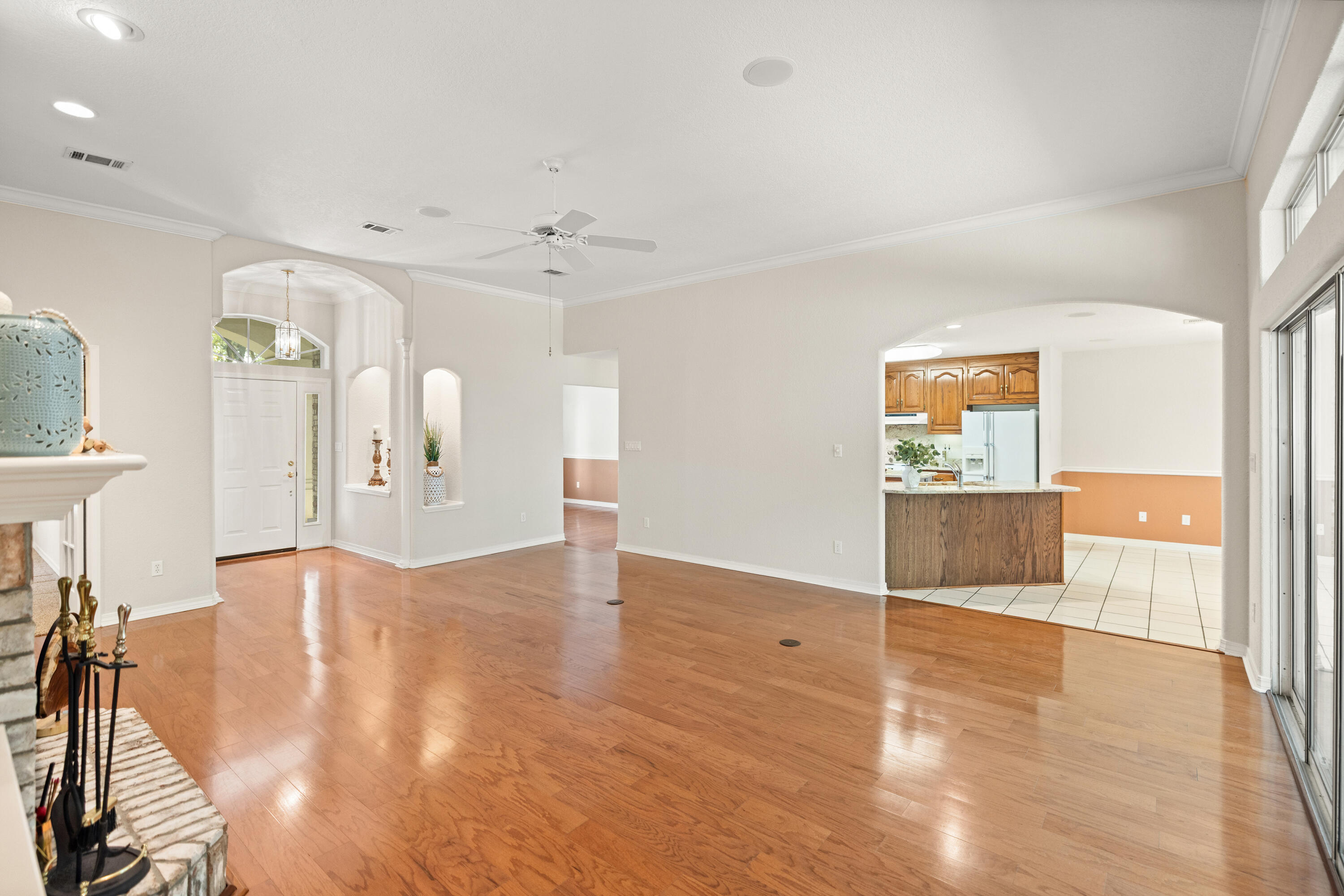 LAKE PIPPIN - Residential