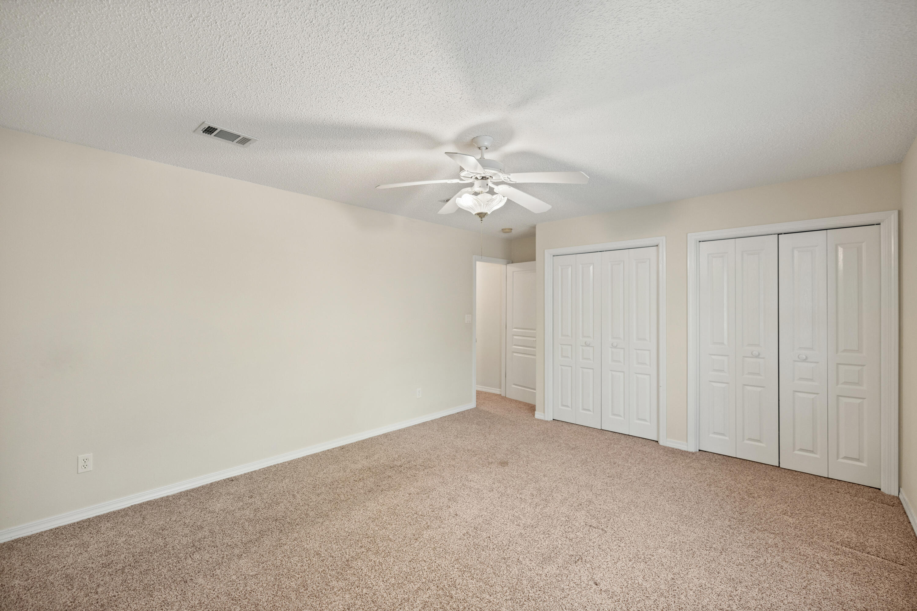 LAKE PIPPIN - Residential
