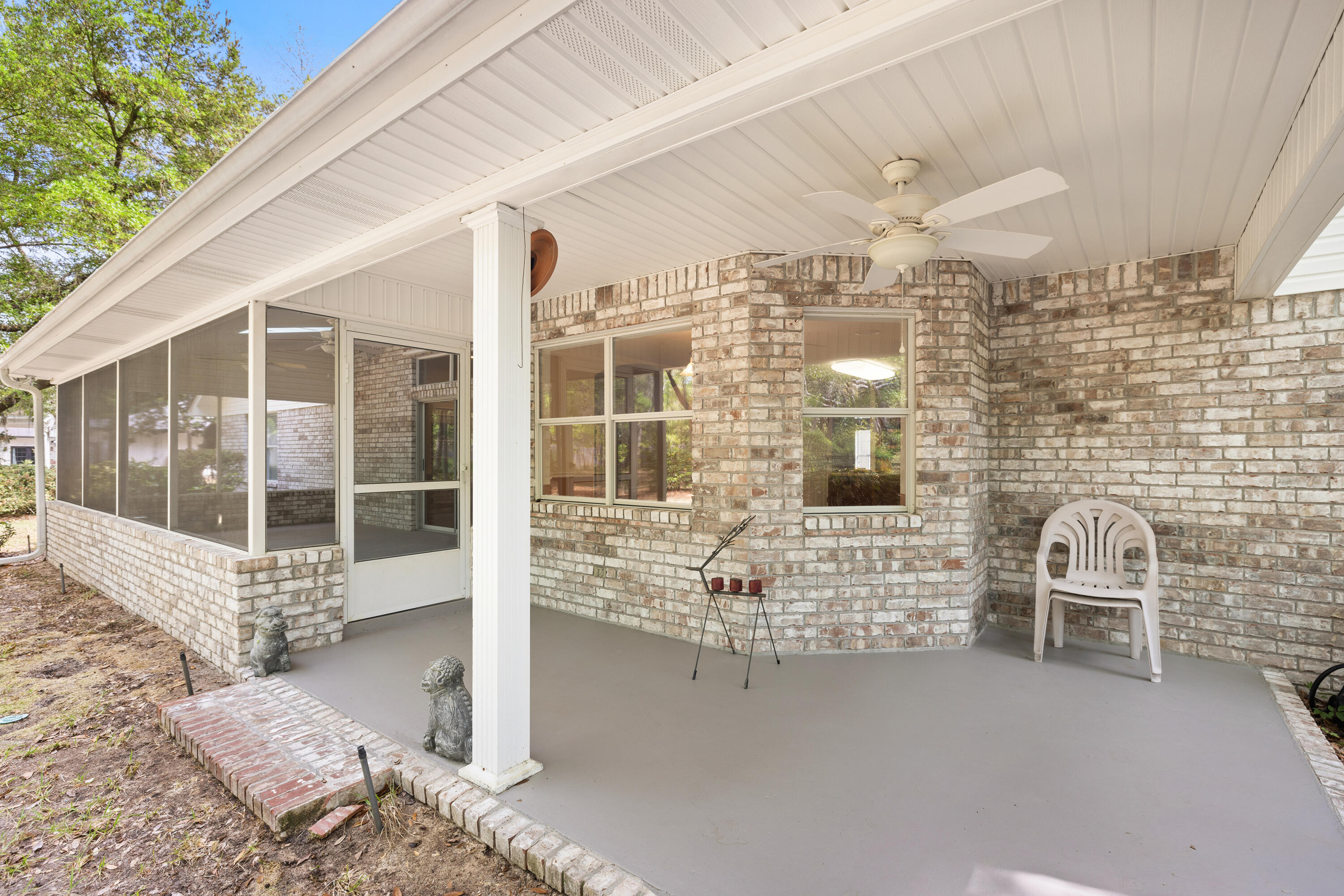 LAKE PIPPIN - Residential