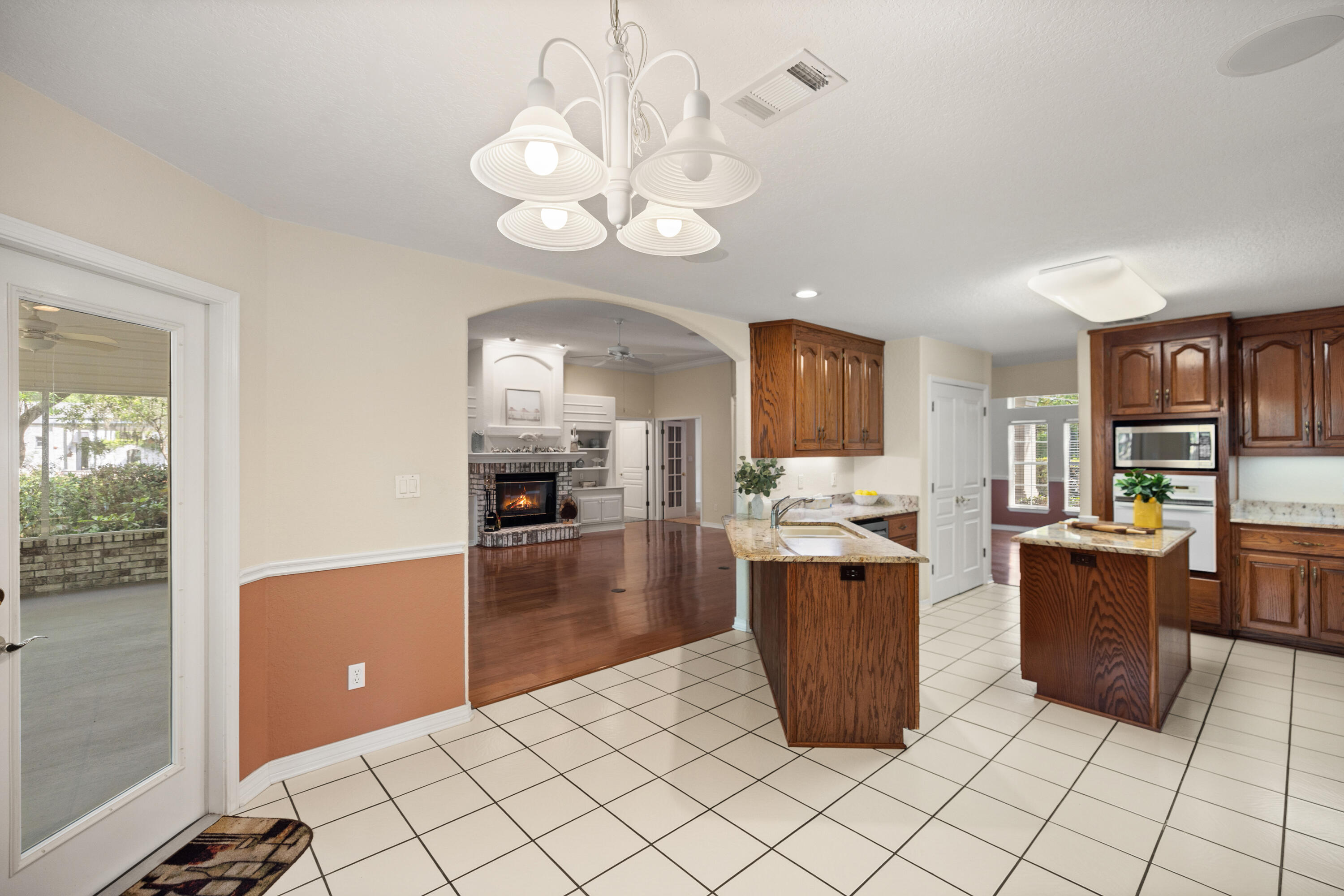 LAKE PIPPIN - Residential