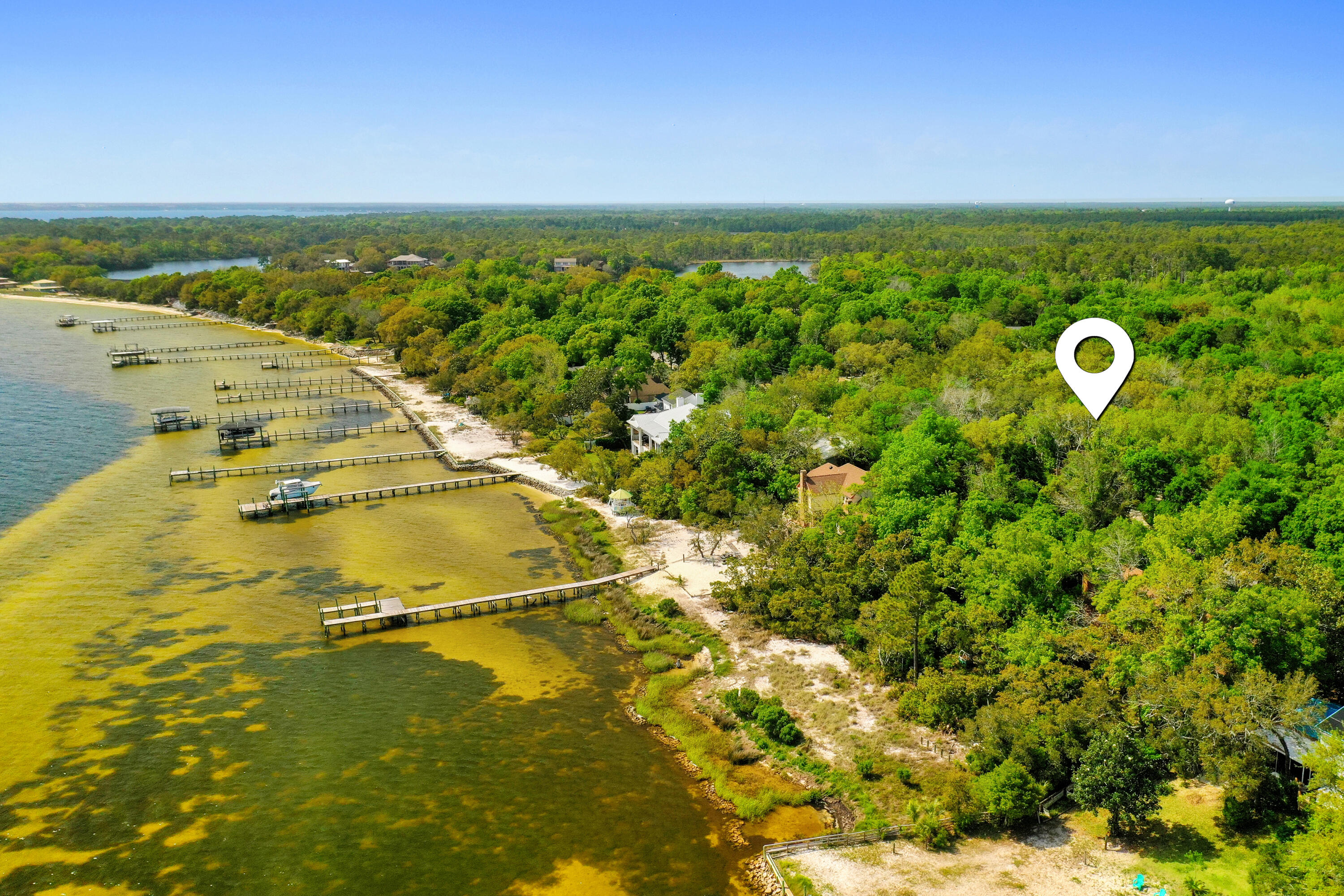 LAKE PIPPIN - Residential