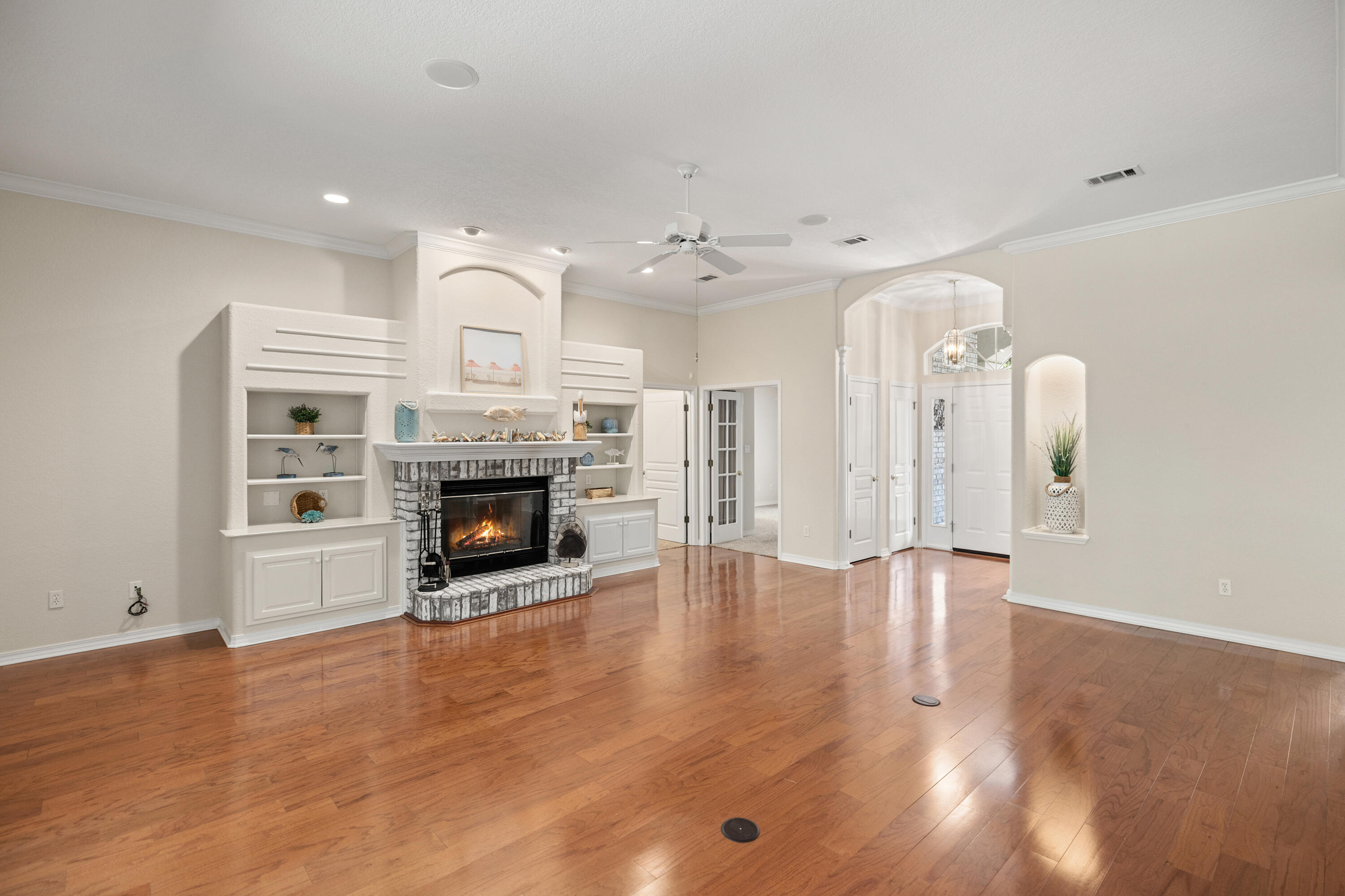 LAKE PIPPIN - Residential