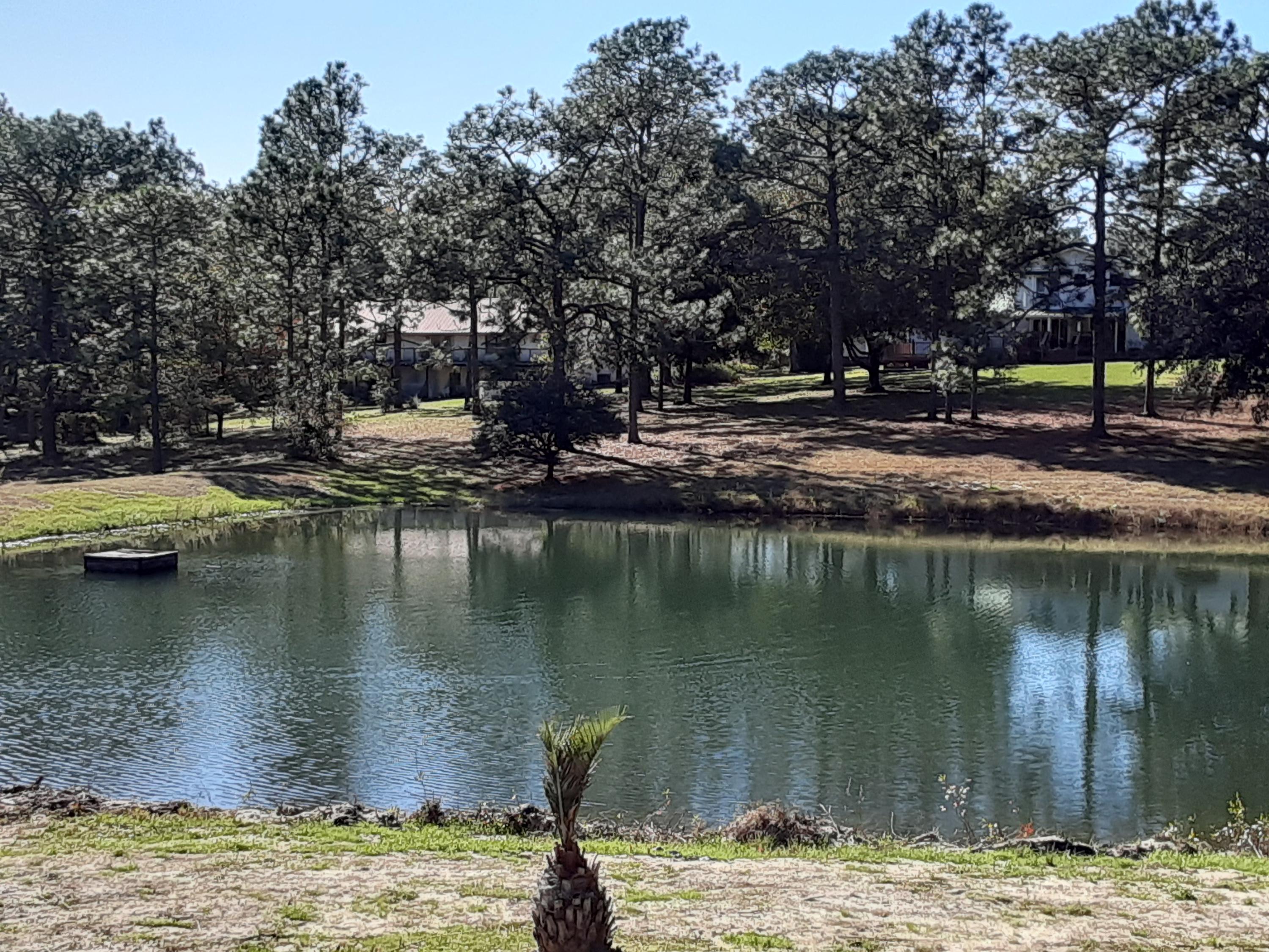 KENNEDY LAKES - Land