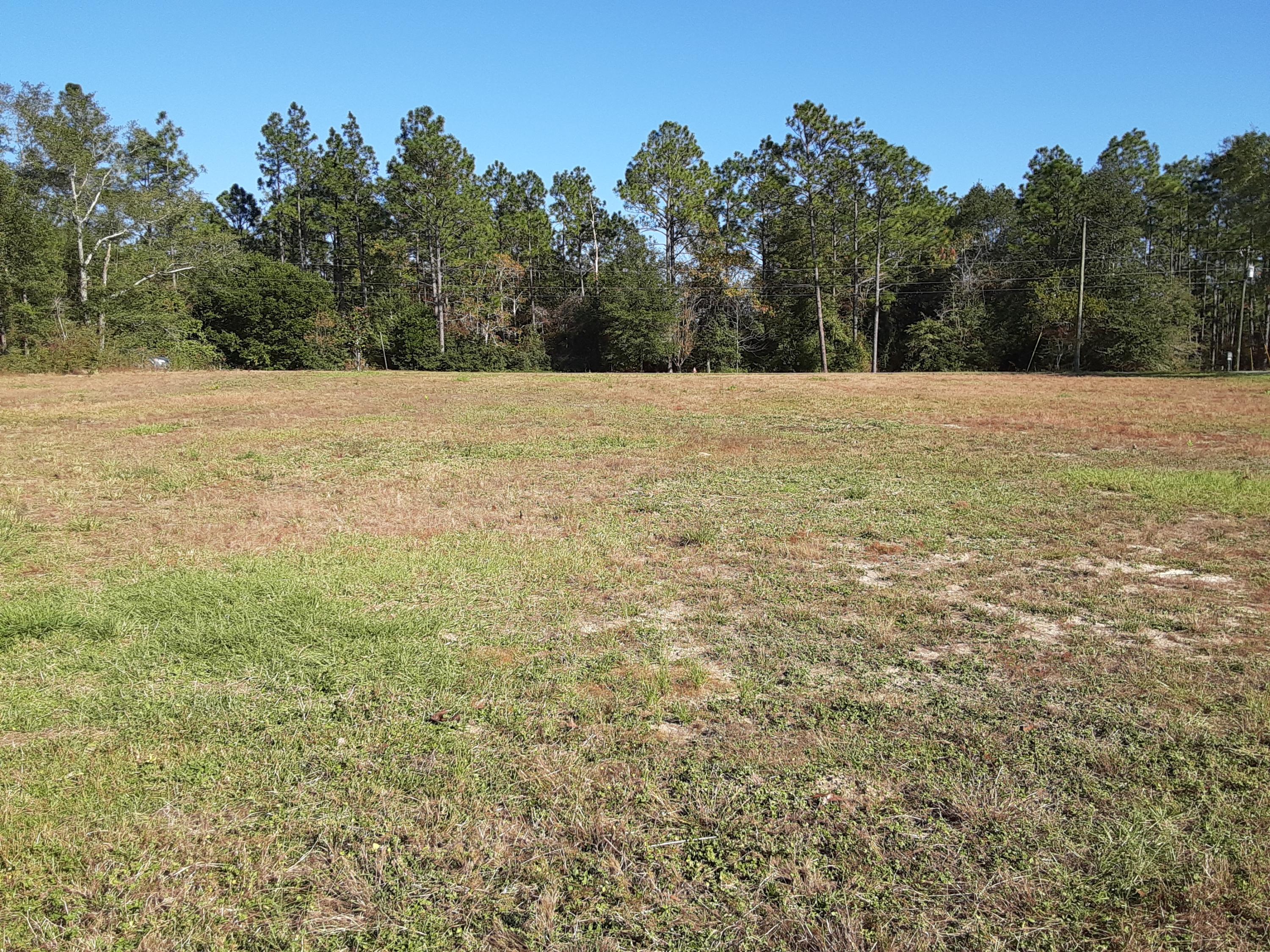 KENNEDY LAKES - Land