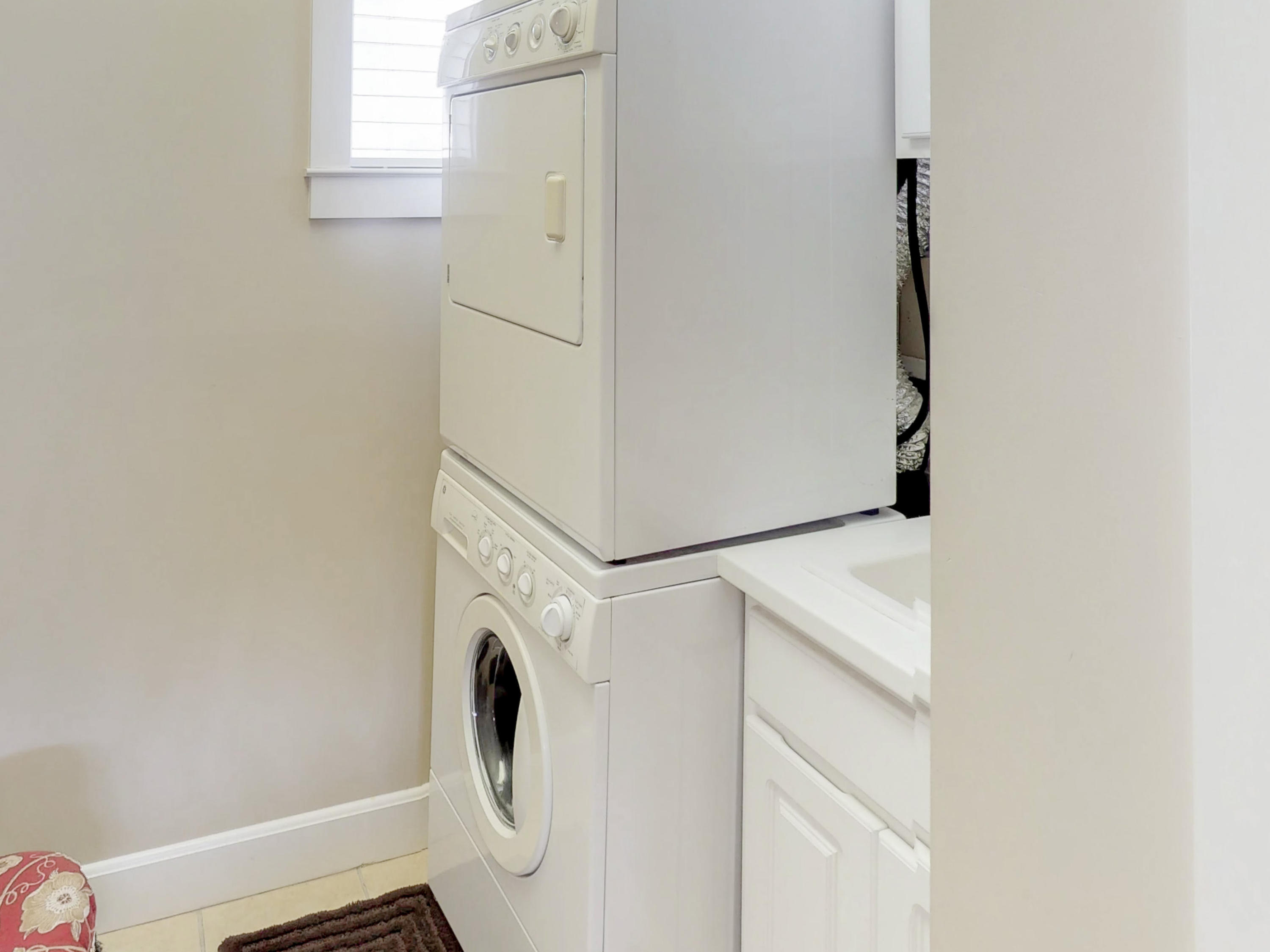 PINE RIDGE VILLAS - Residential