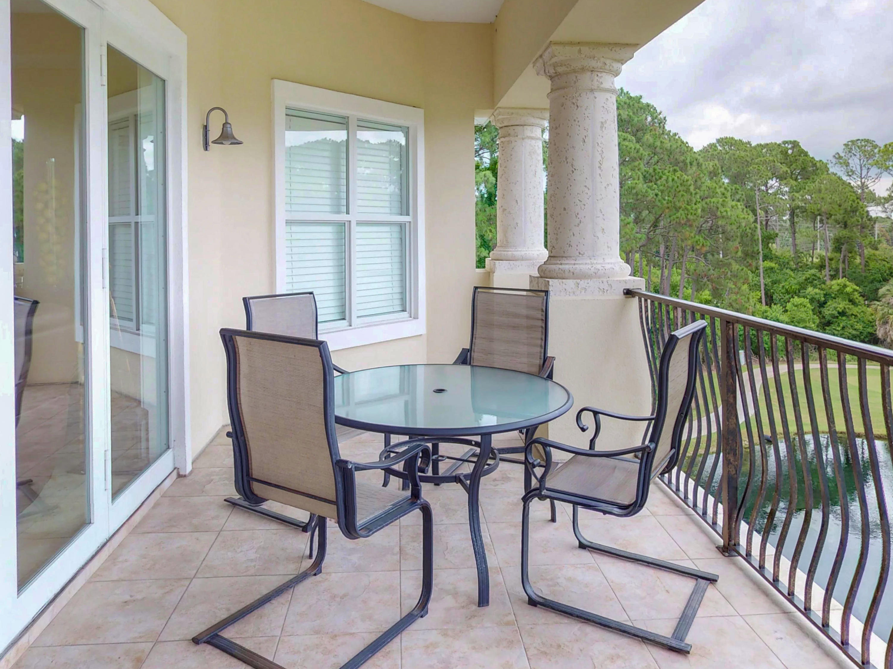 PINE RIDGE VILLAS - Residential