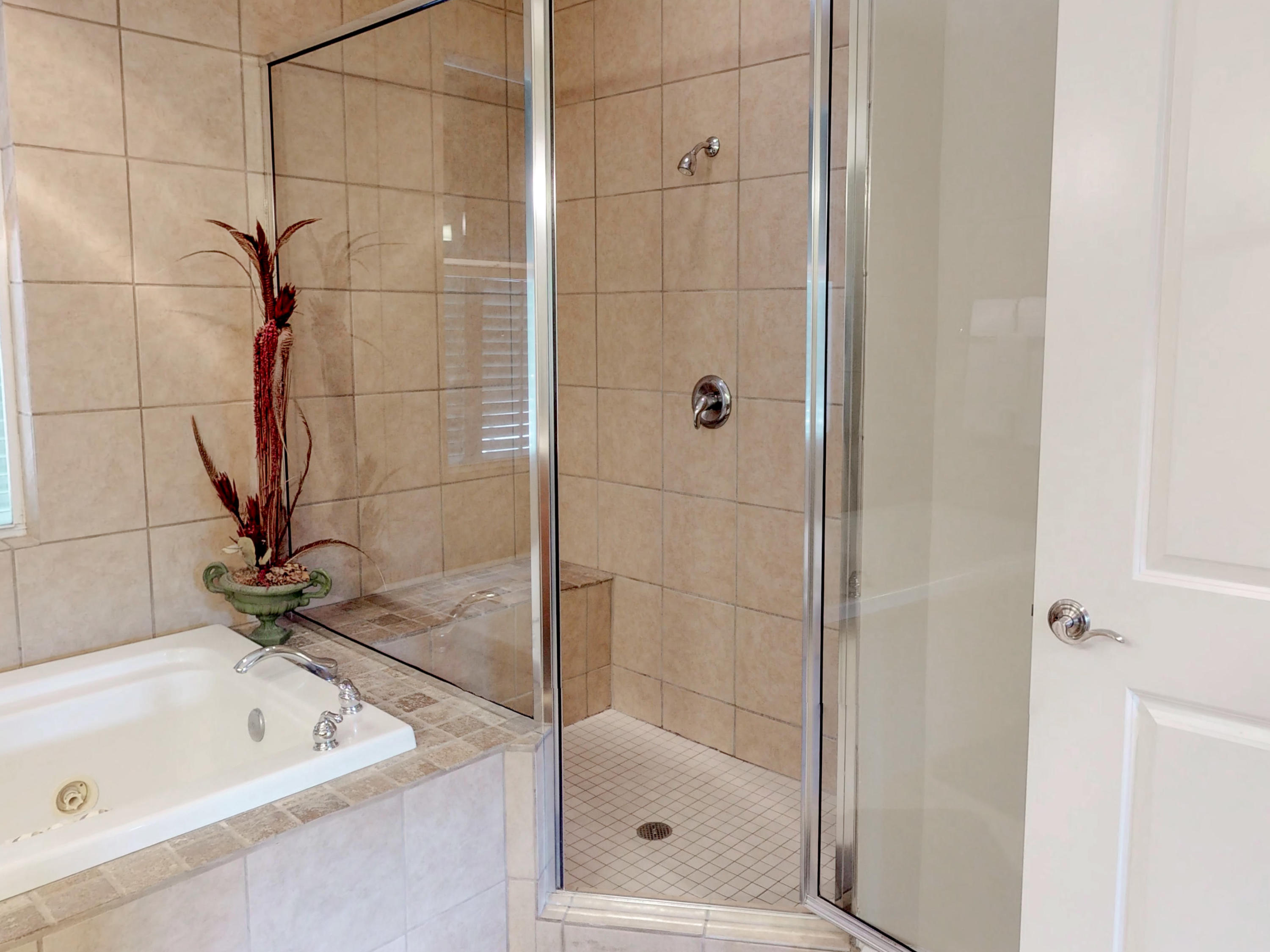 PINE RIDGE VILLAS - Residential