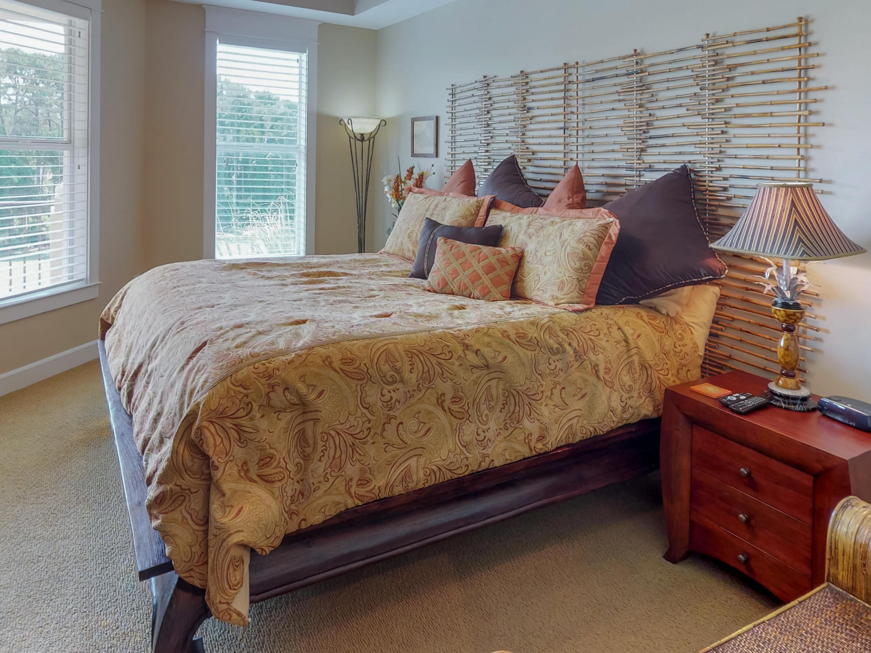 PINE RIDGE VILLAS - Residential