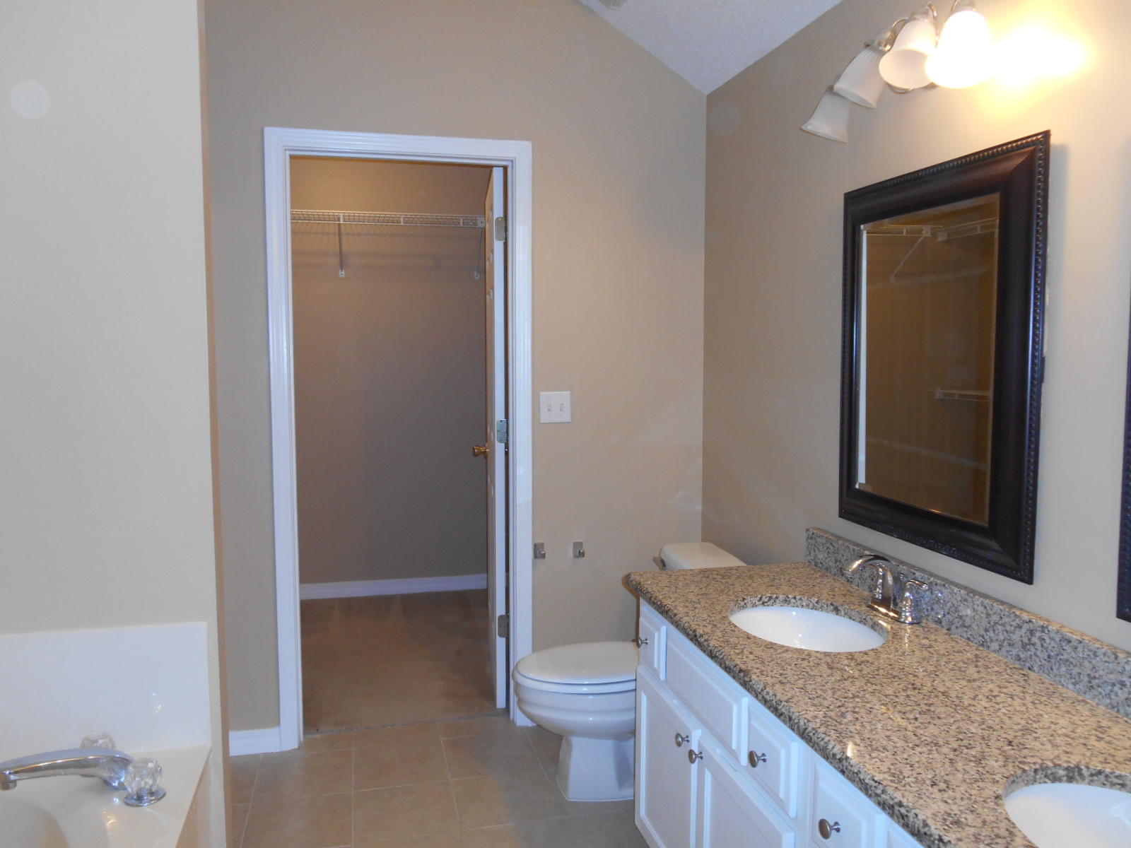 PARKWOOD PLACE AT BLUEWATER BAY - Residential