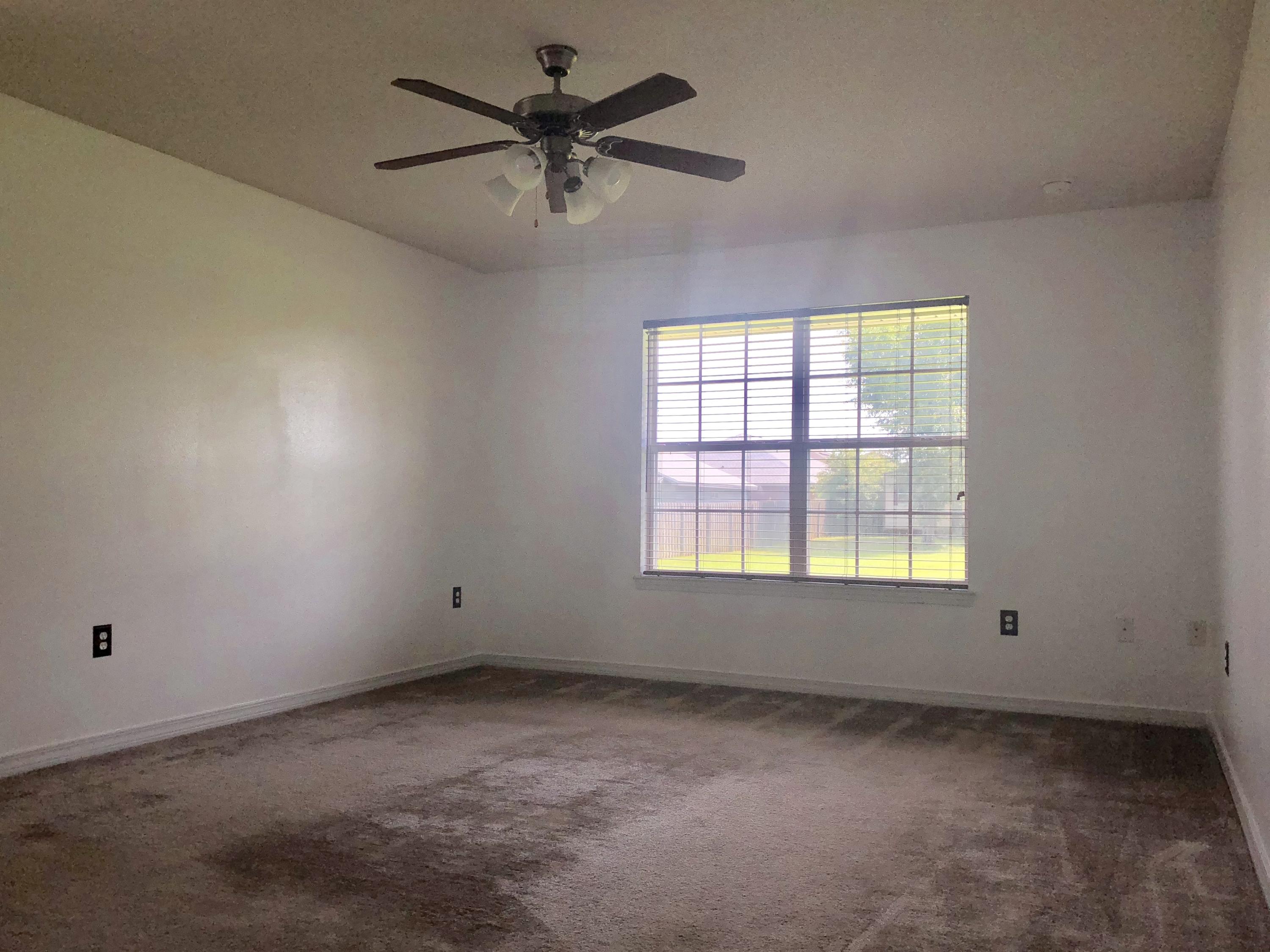 SILVER CREEK ESTATES - Residential