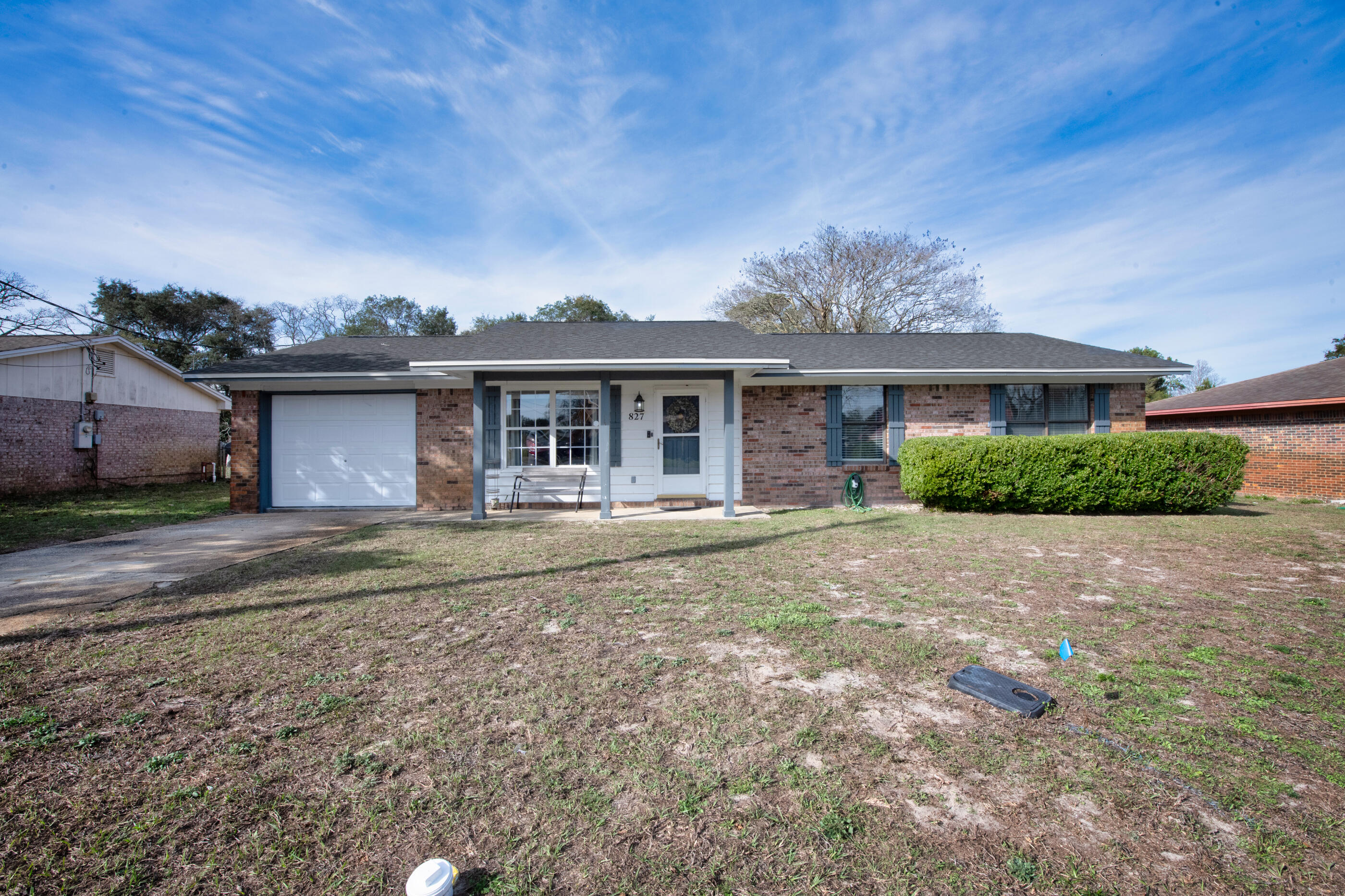 CHATEAU PRES DE LA MER - Residential
