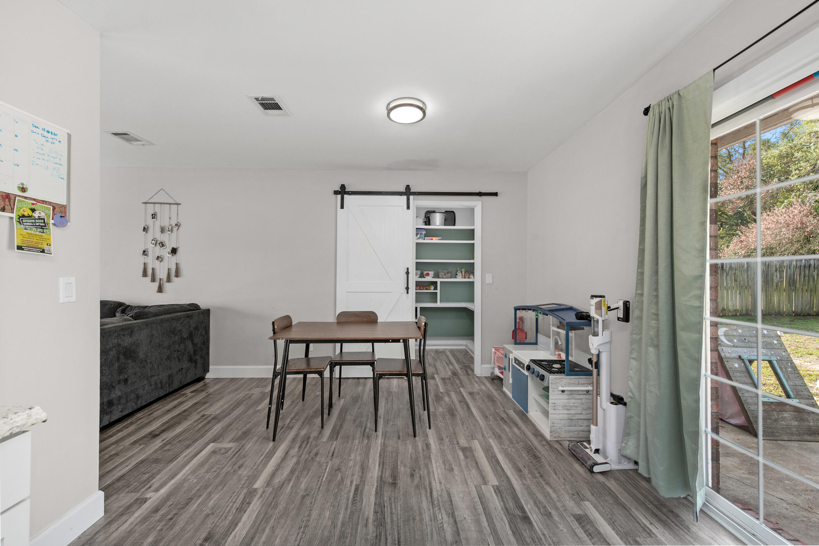 CHATEAU PRES DE LA MER - Residential