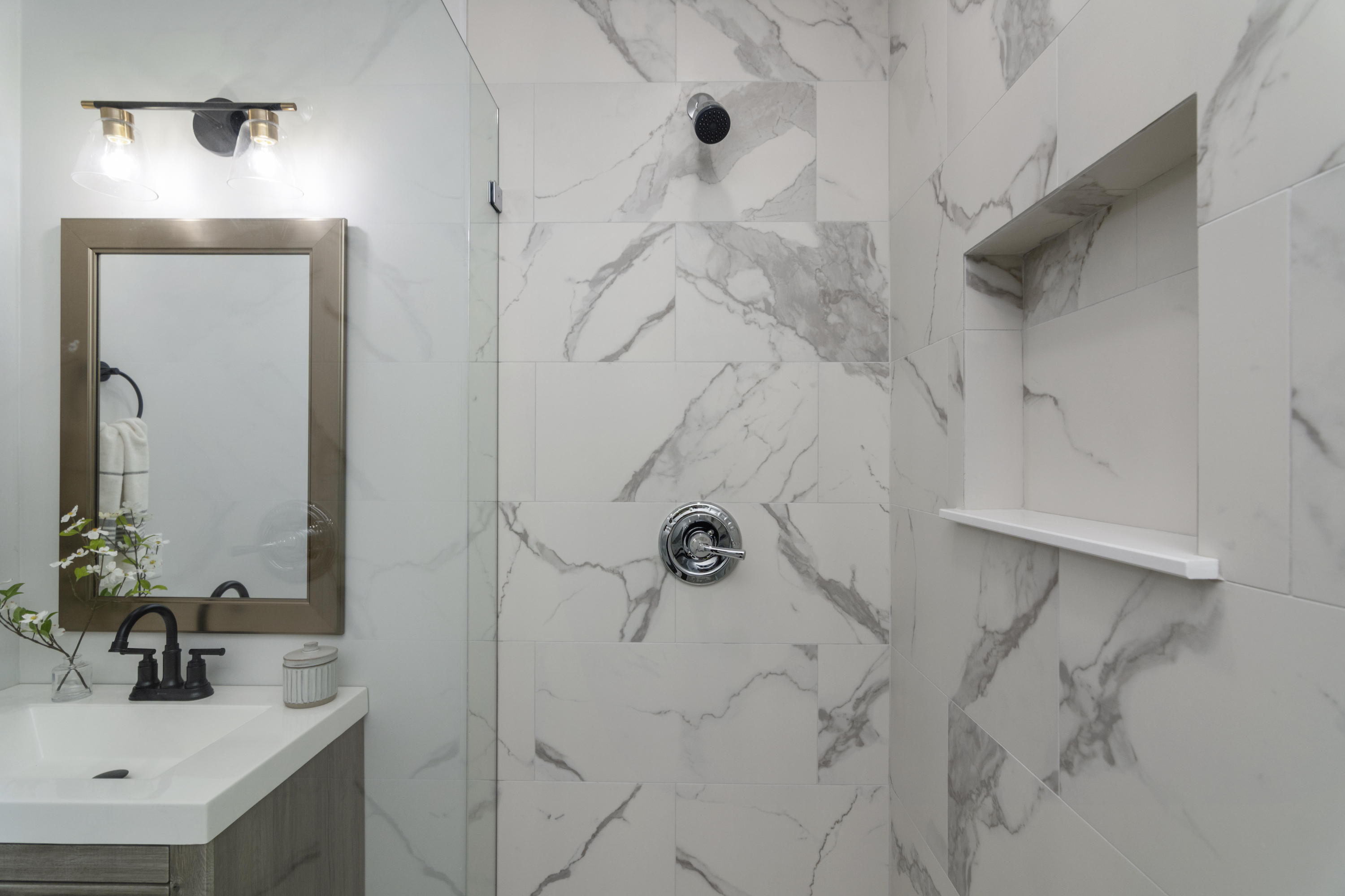 NORTH HILL S/D LOT 14 BLK 1 - Residential