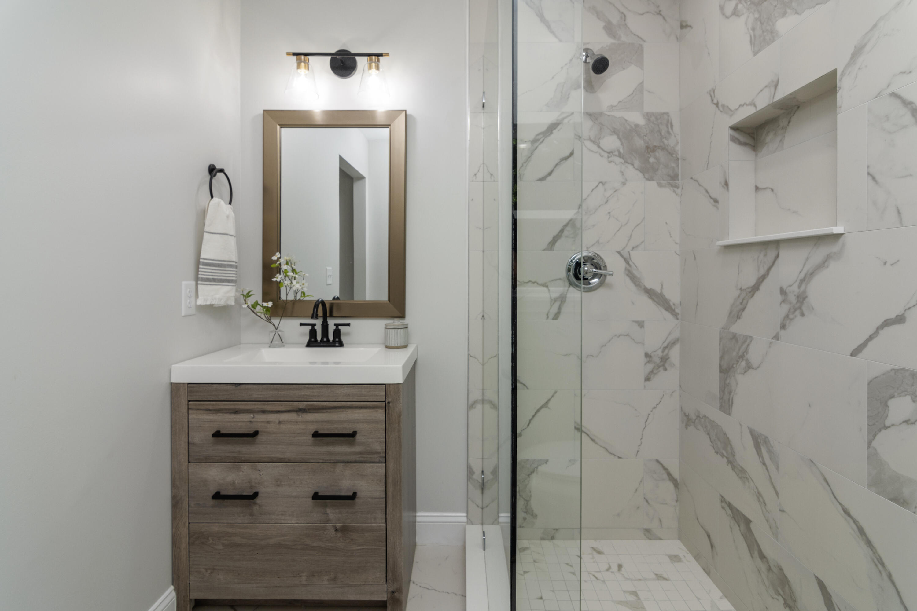 NORTH HILL S/D LOT 14 BLK 1 - Residential