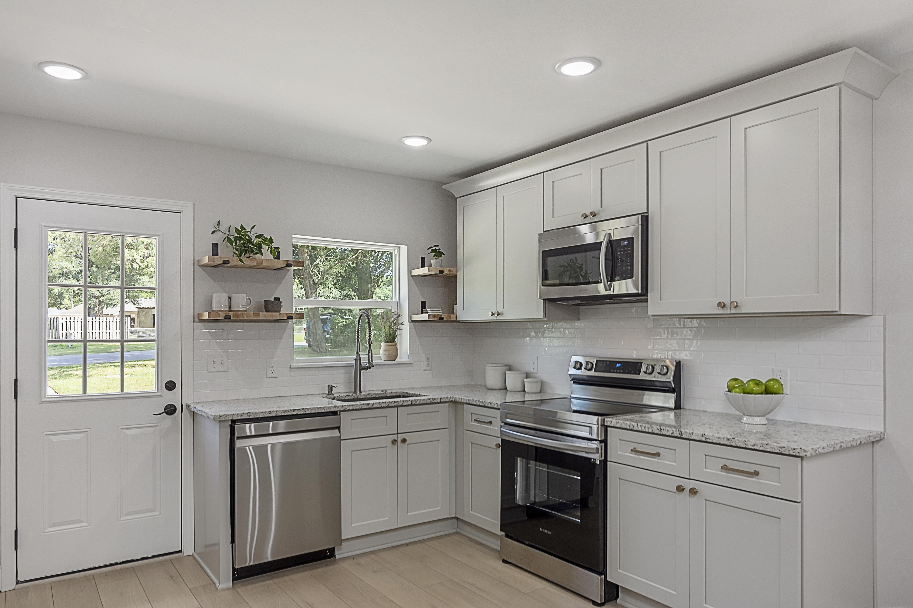 NORTH HILL S/D LOT 14 BLK 1 - Residential