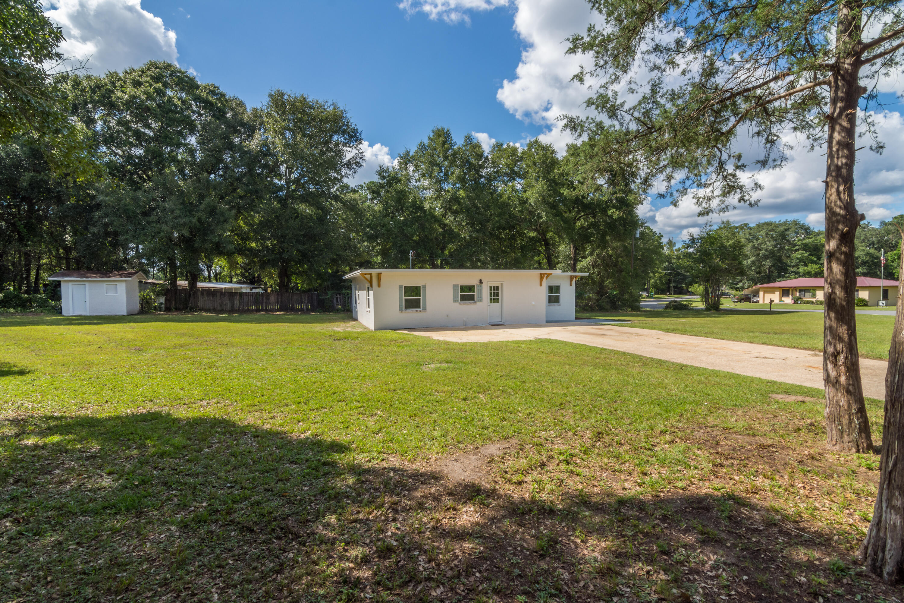 NORTH HILL S/D LOT 14 BLK 1 - Residential