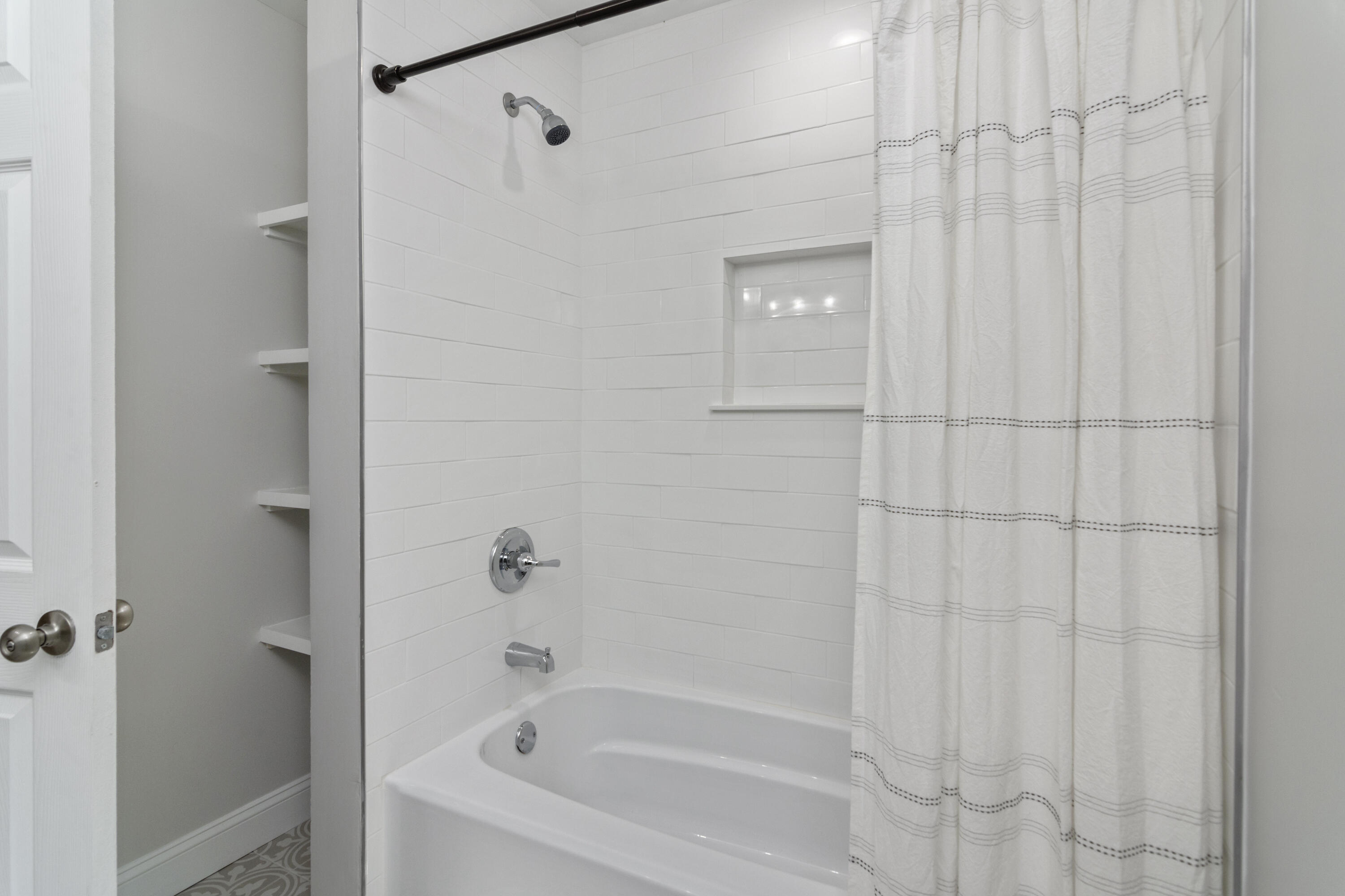 NORTH HILL S/D LOT 14 BLK 1 - Residential