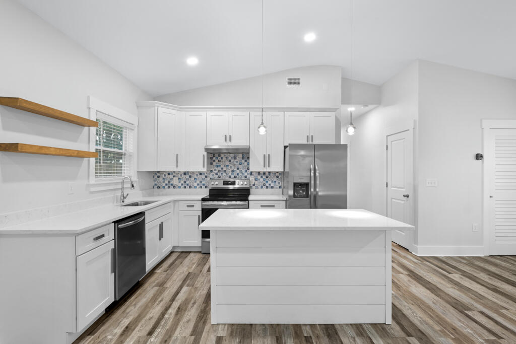 NO RECORDED SUBDIVISION - Residential