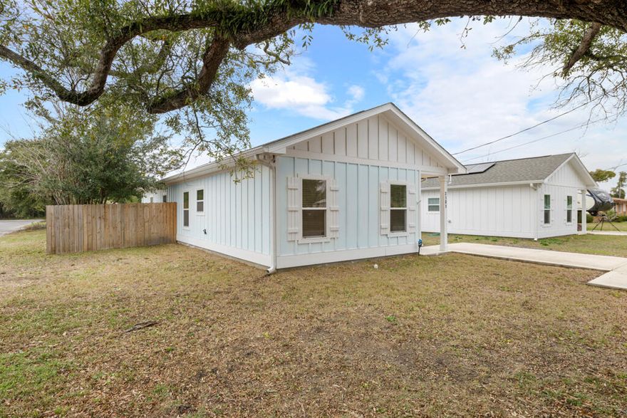 Modern Florida Cottage - Built in 2022!This beautifully maintained turnkey home is just two years old and feels brand new! Featuring stainless steel appliances, granite countertops, and a stylish backsplash, the kitchen is both functional and elegant. Enjoy the efficiency of a tankless water heater and the security of hurricane clips. The fenced backyard is perfect for pets, and with no HOA, there are no monthly dues to worry about!Inside, you'll find 9-foot ceilings, recessed lighting, durable Hardie board siding, and luxury vinyl plank flooring throughout. Whether you're looking for a short-term rental, investment property, or a conveniently located home near shops, schools, and the hospital, this property is a must-see!