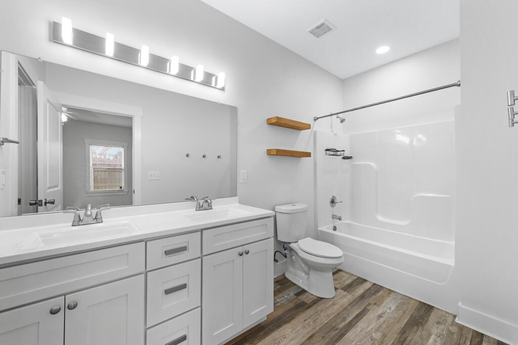 NO RECORDED SUBDIVISION - Residential