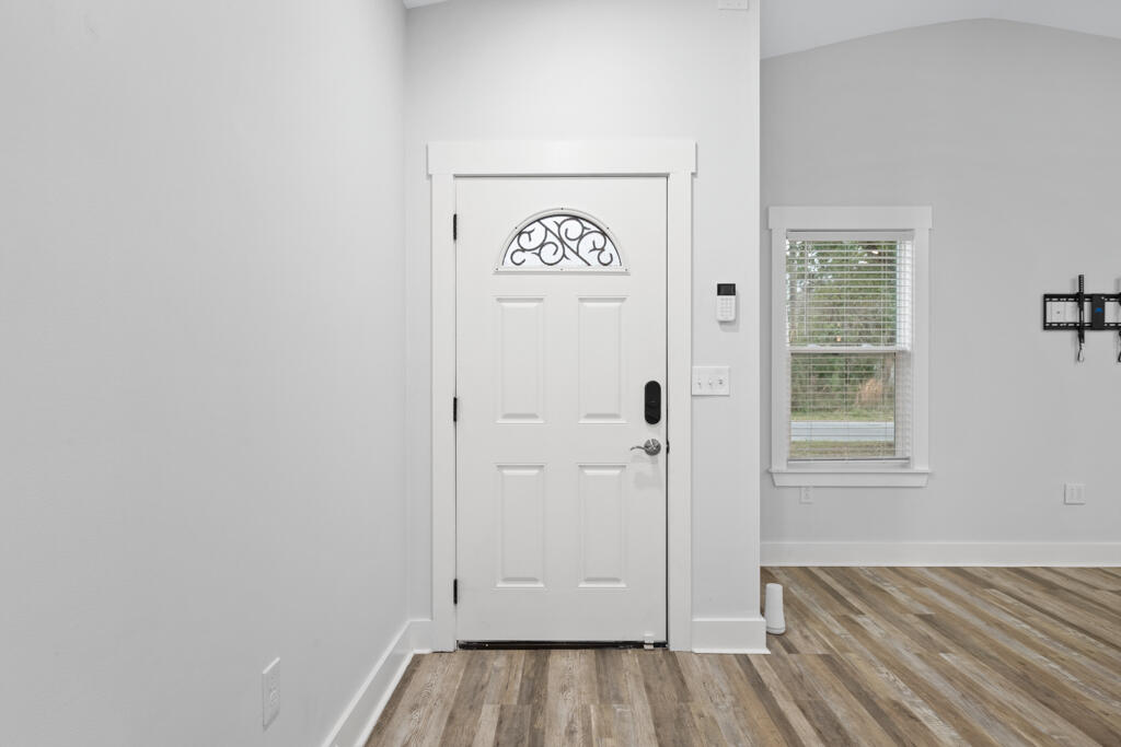 NO RECORDED SUBDIVISION - Residential