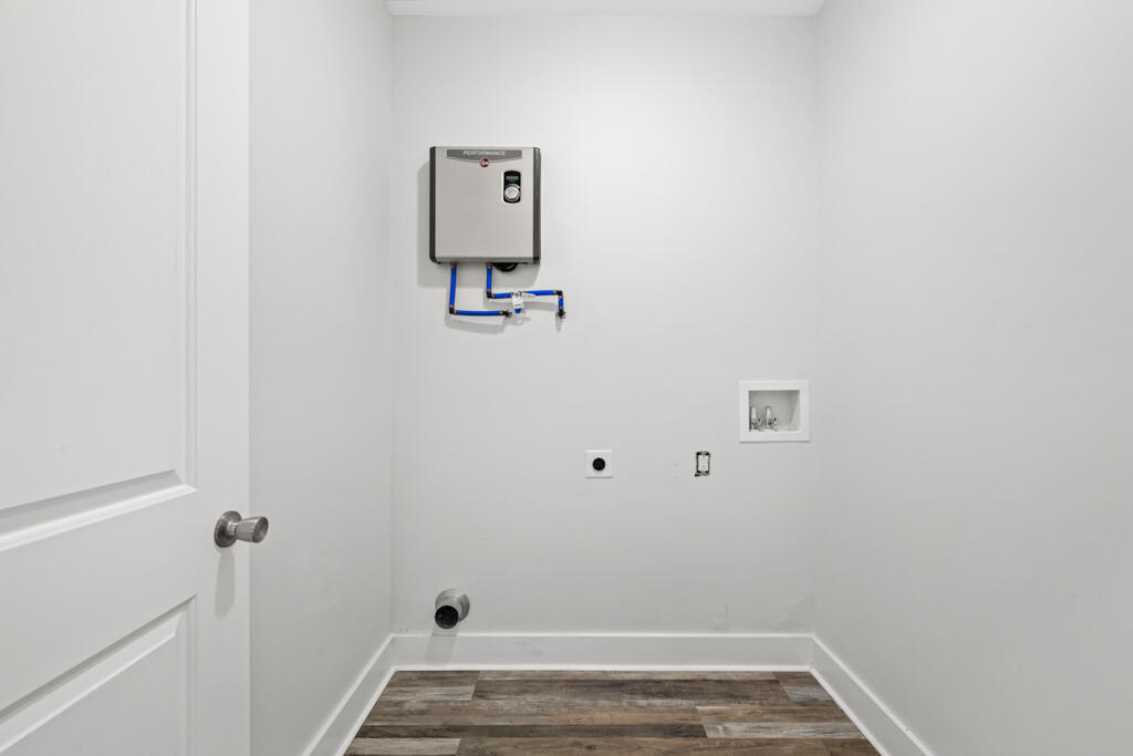 NO RECORDED SUBDIVISION - Residential