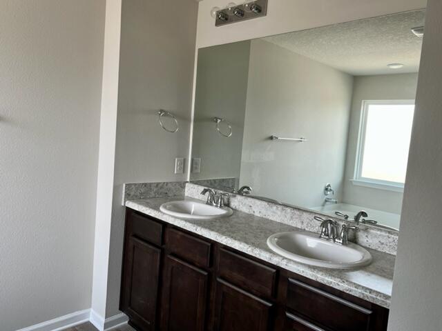 HAMMOCK BAY - Residential Lease