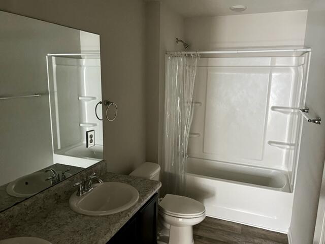 HAMMOCK BAY - Residential Lease