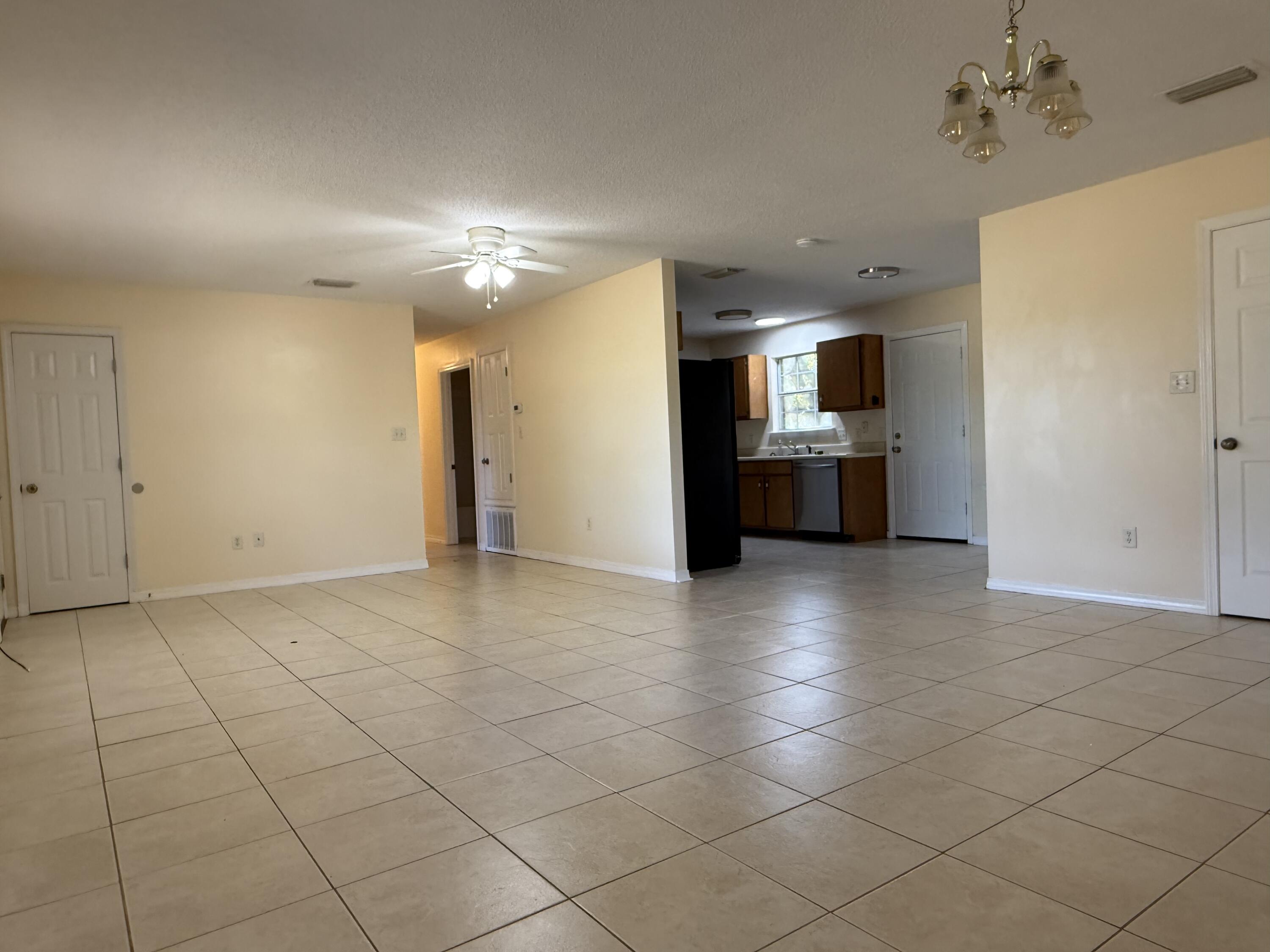 HAROLD - Residential Lease