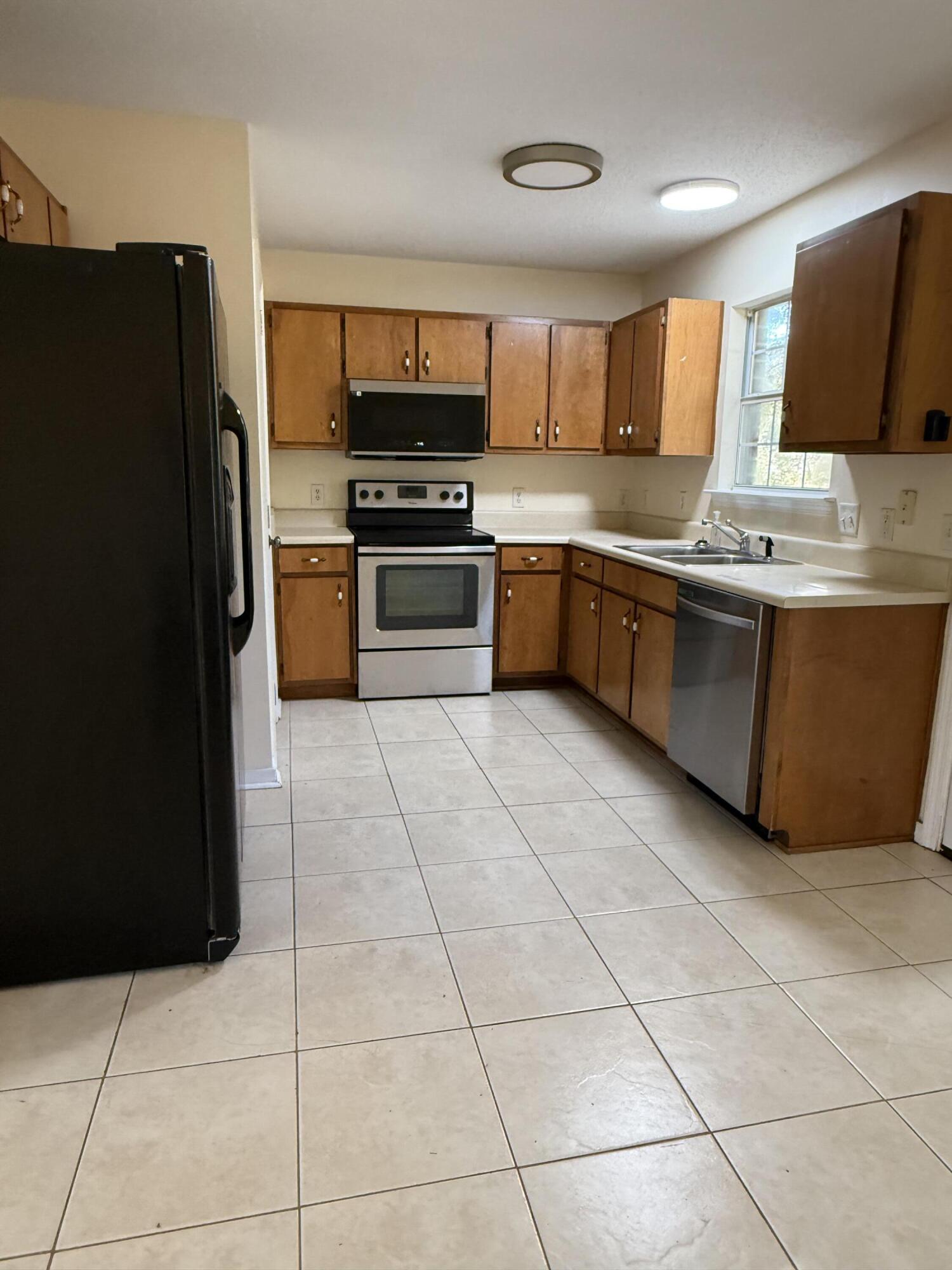 HAROLD - Residential Lease