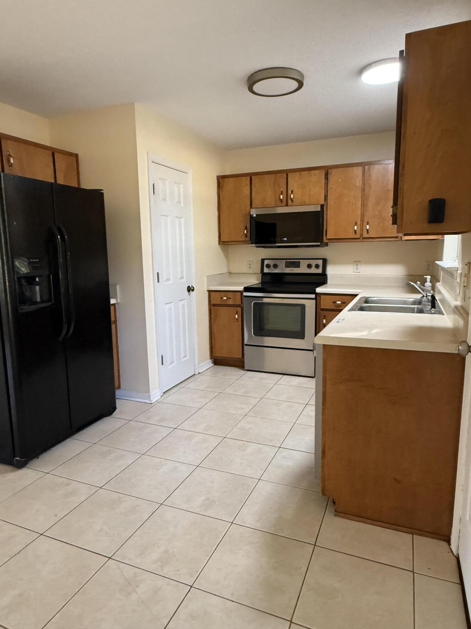 HAROLD - Residential Lease