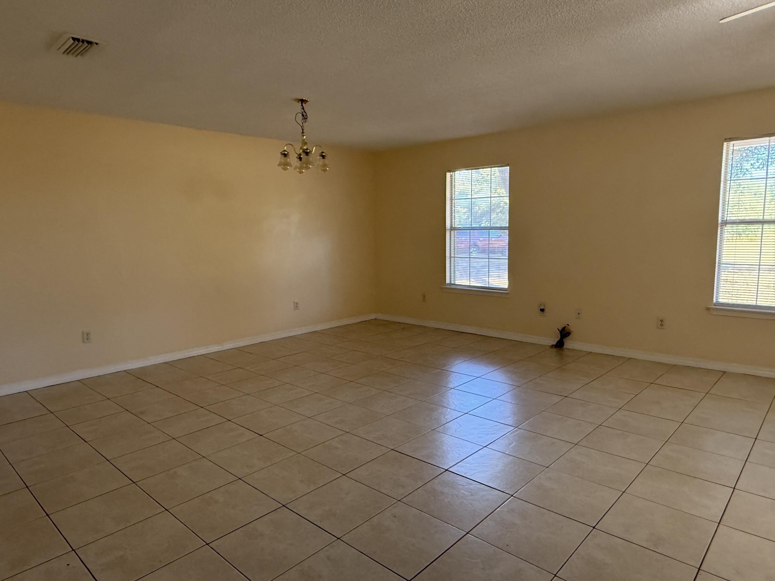 HAROLD - Residential Lease