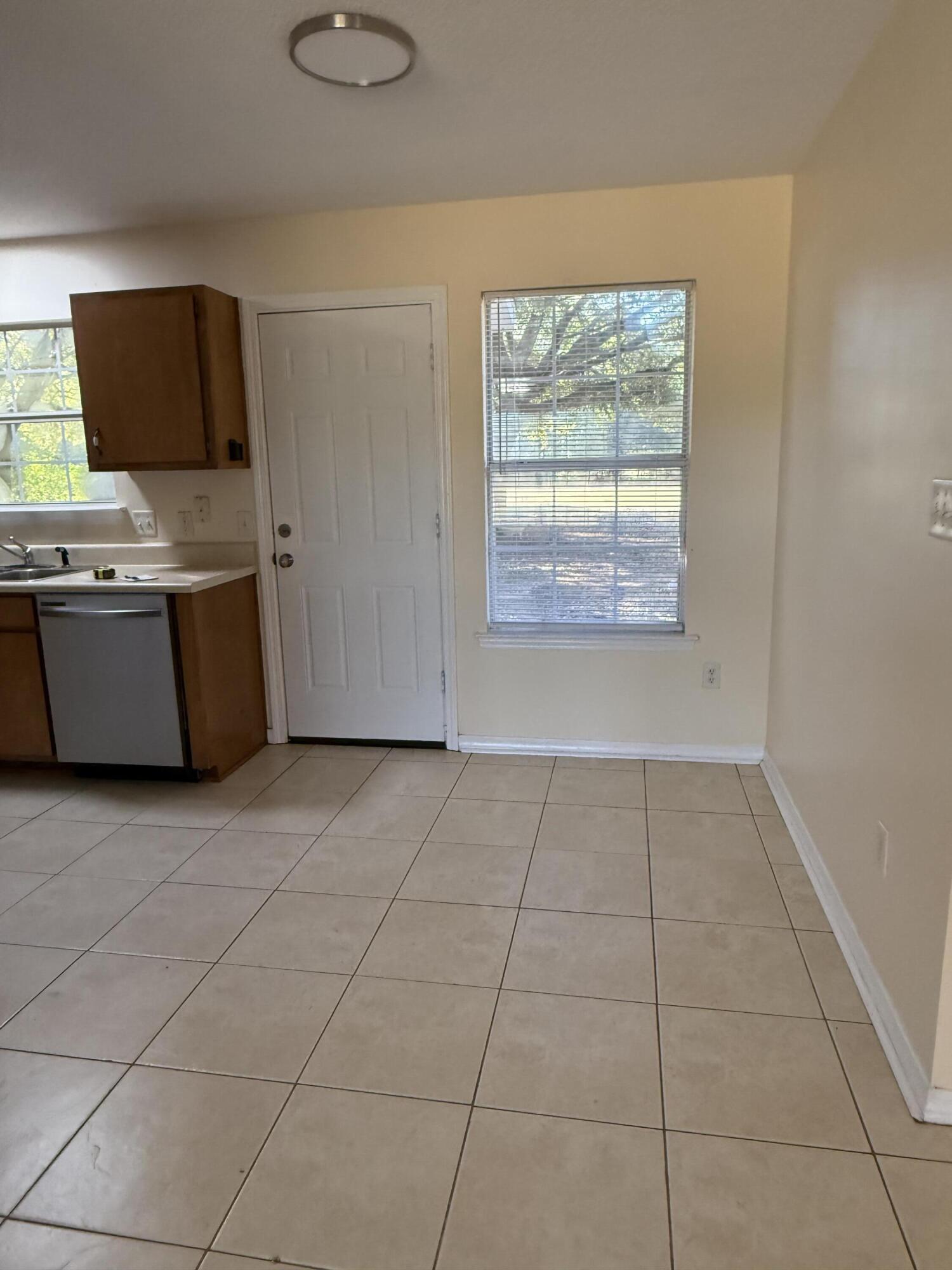 HAROLD - Residential Lease