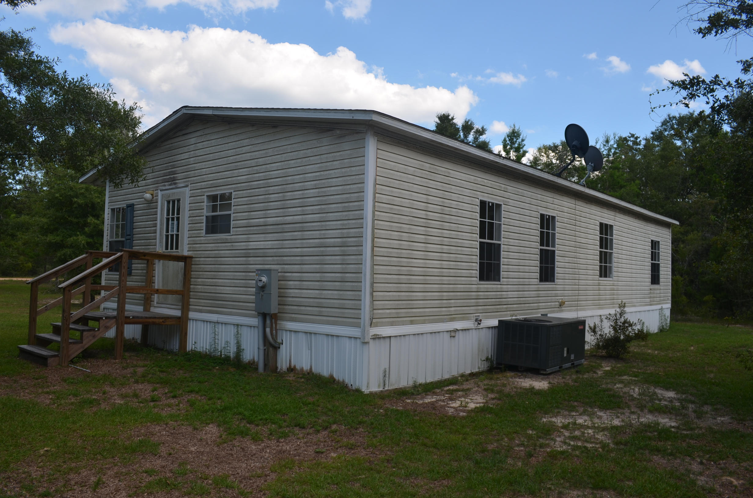 OAKWOOD LAKES ESTATES - Residential