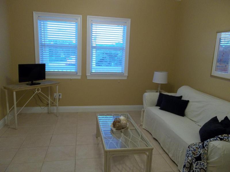 TRANQUIL SHORES - Residential