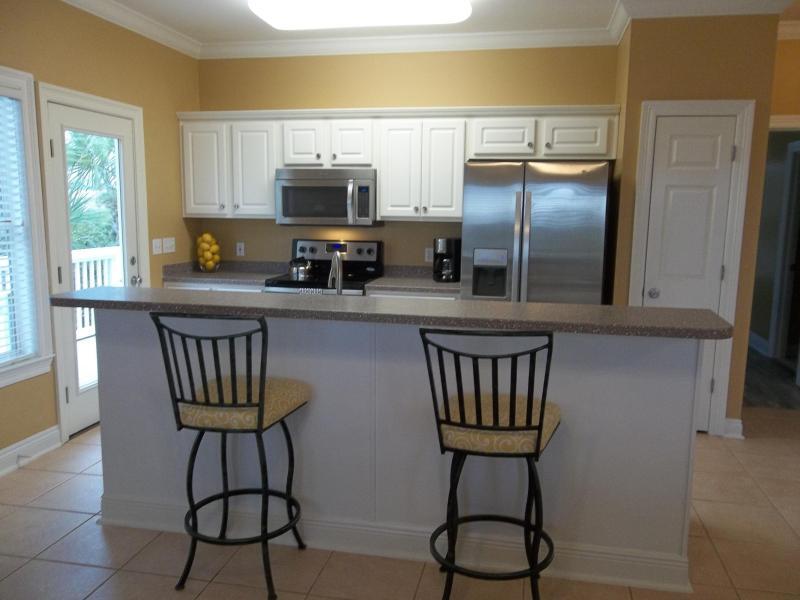 TRANQUIL SHORES - Residential