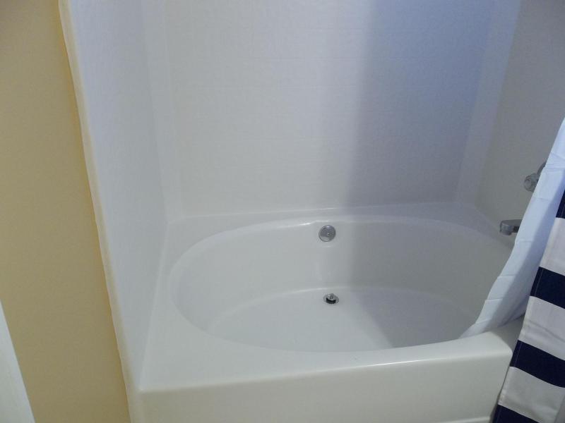 TRANQUIL SHORES - Residential