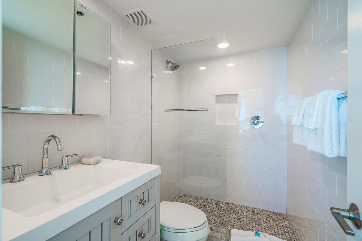 ONE SEAGROVE PLACE CONDO - Residential
