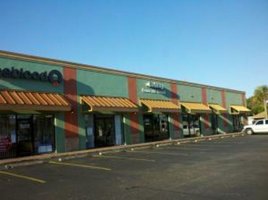 Located in City Plaza which is adjacent to Publix. Plenty of parking, easy access, great signage, and more.