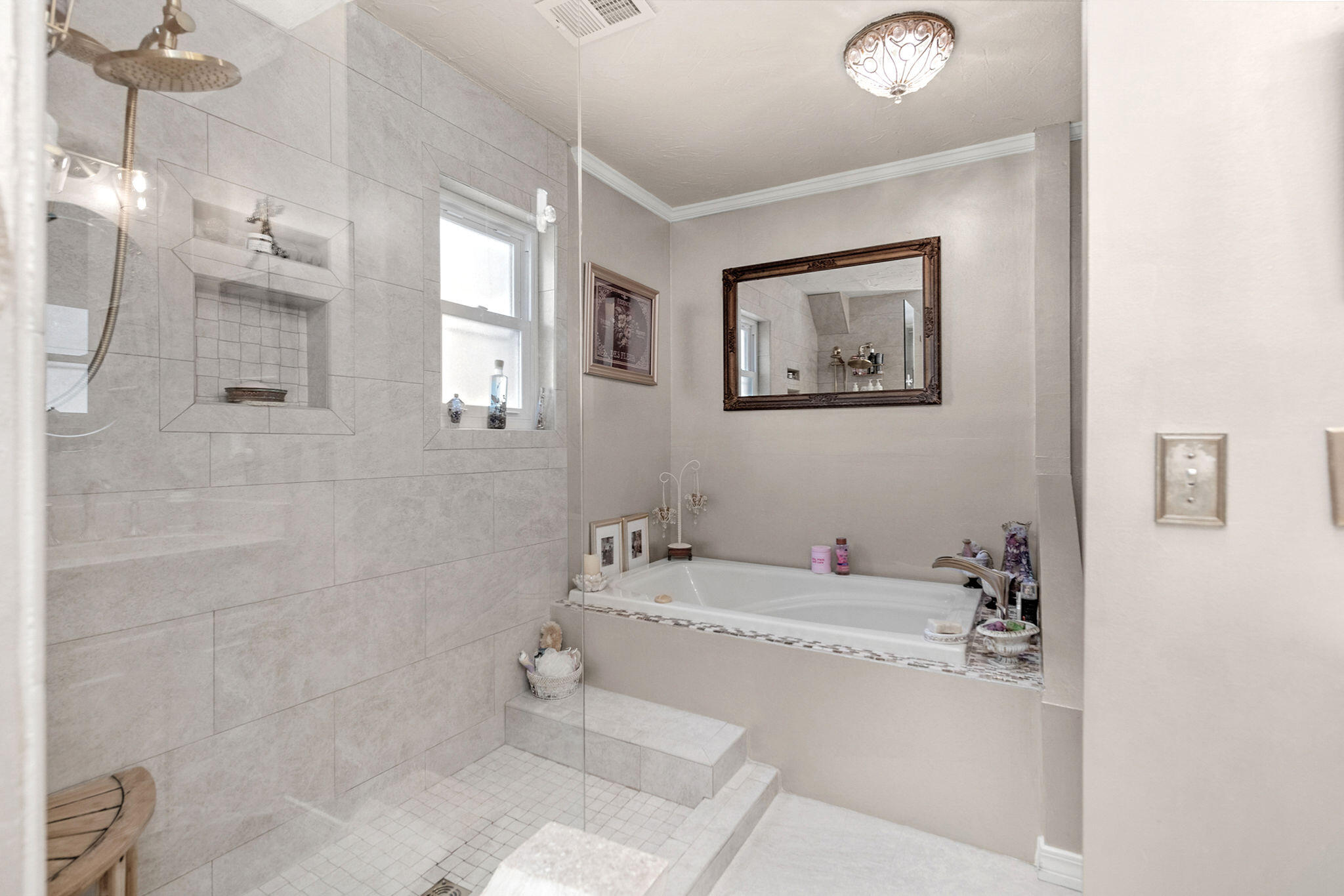 TANGLEWOOD S/D 2ND ADDN - Residential