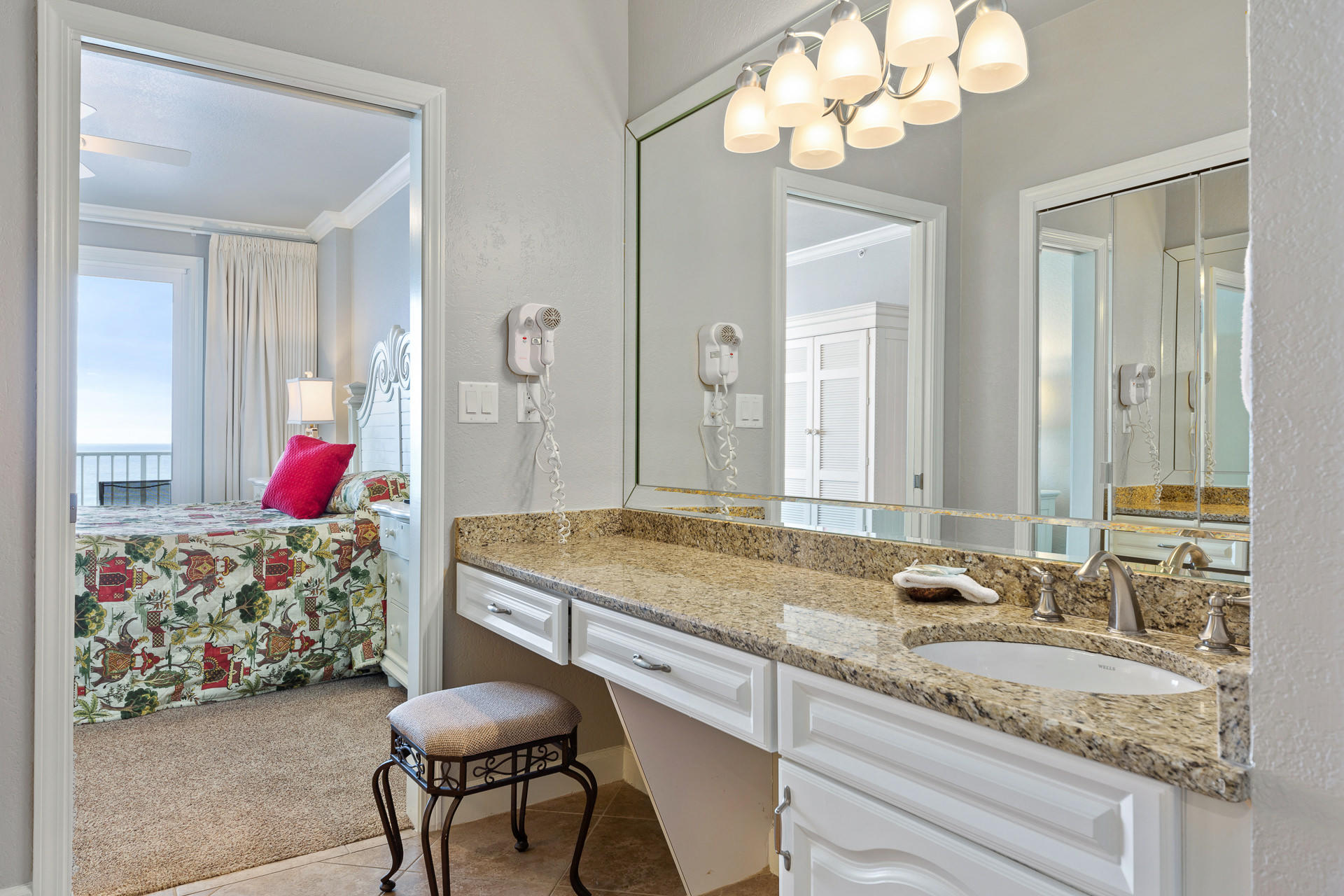 SUMMERCHASE CONDO Inn at Crystal Beach - Residential